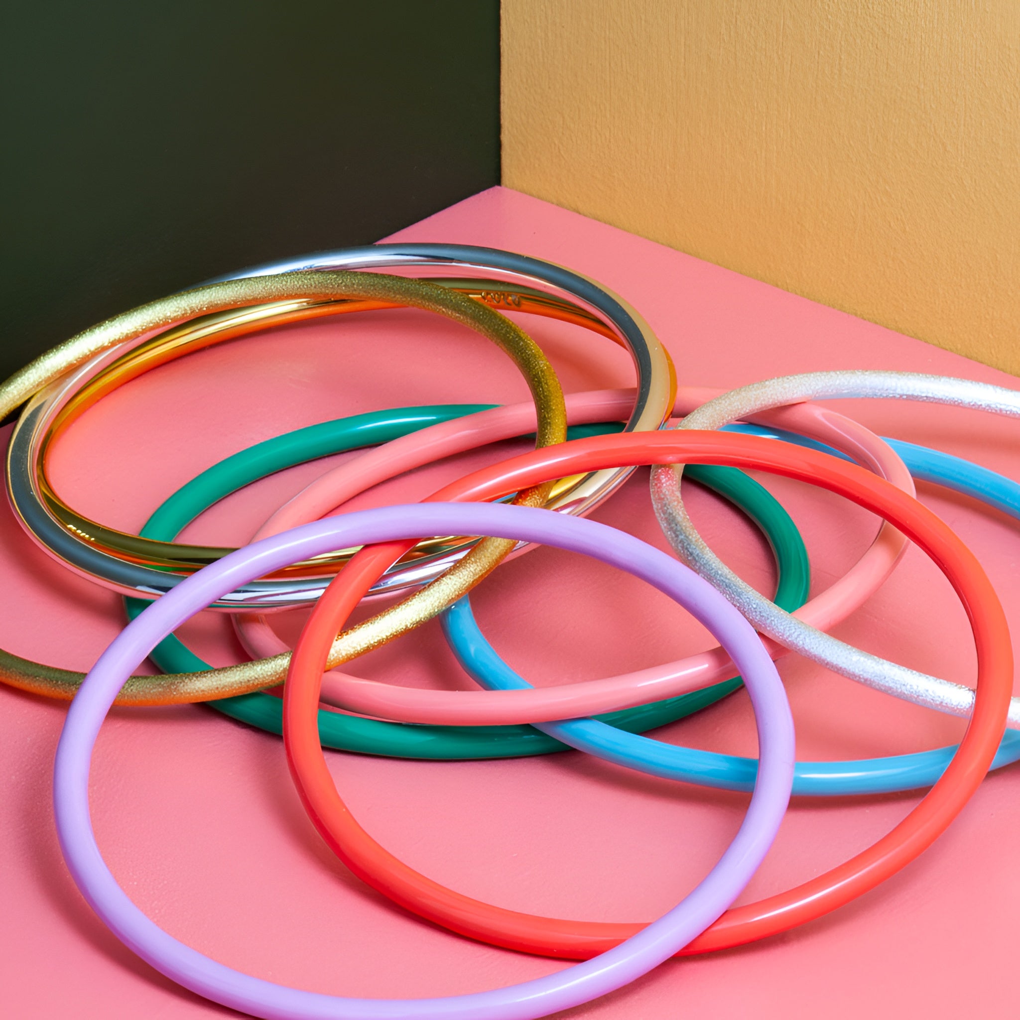 Lulu Copenhagen Armreif Color Bangle, vergoldet matt