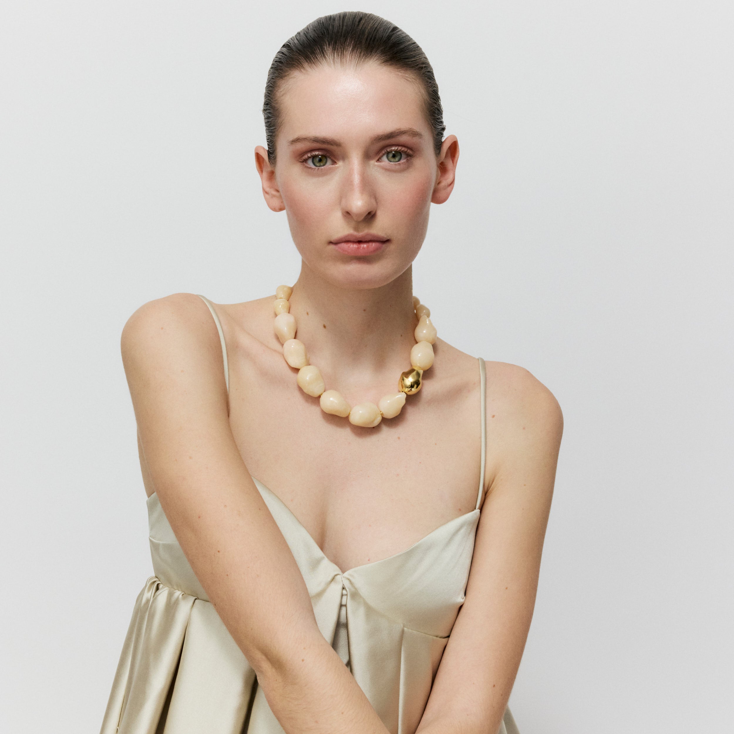 Vanessa Baroni Kette Big Organic Pearl with gold, latte marble, vergoldet