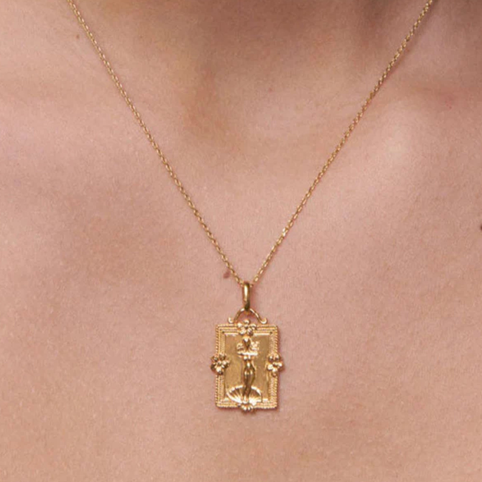 Alhaja Kette Musa Venus, vergoldet