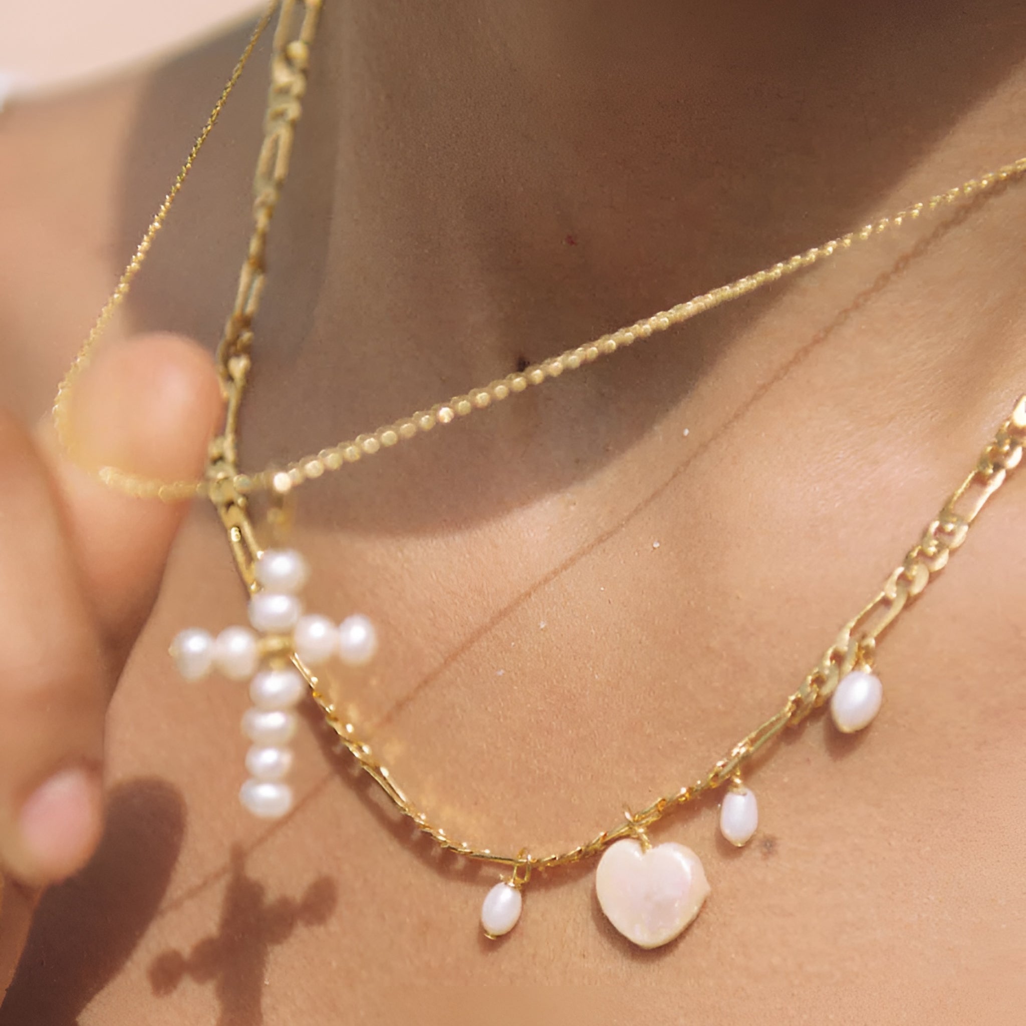 Alhaja Kette Pearly Cross, vergoldet 44 cm