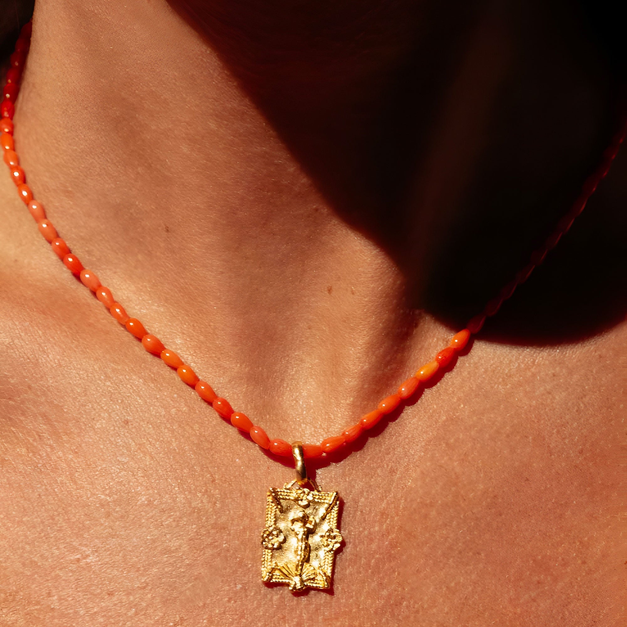 Alhaja Kette Venus Coral, vergoldet