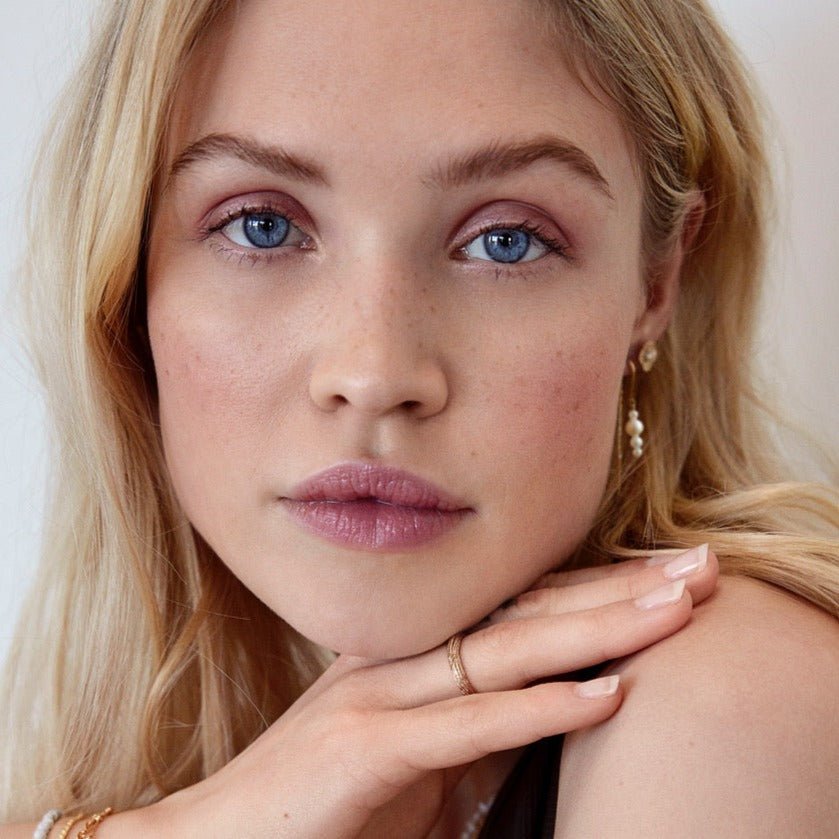 Jeberg Jewellery Ohrringe Cordelia Pearls on a row, vergoldet