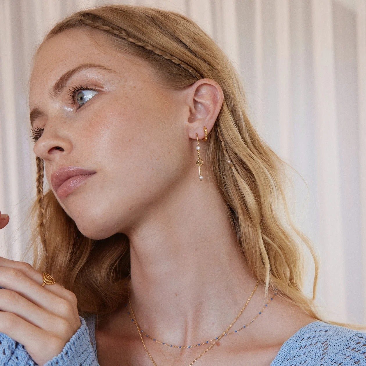 Jeberg Jewellery Ohrringe Pirouette Pearl Chain, Silber