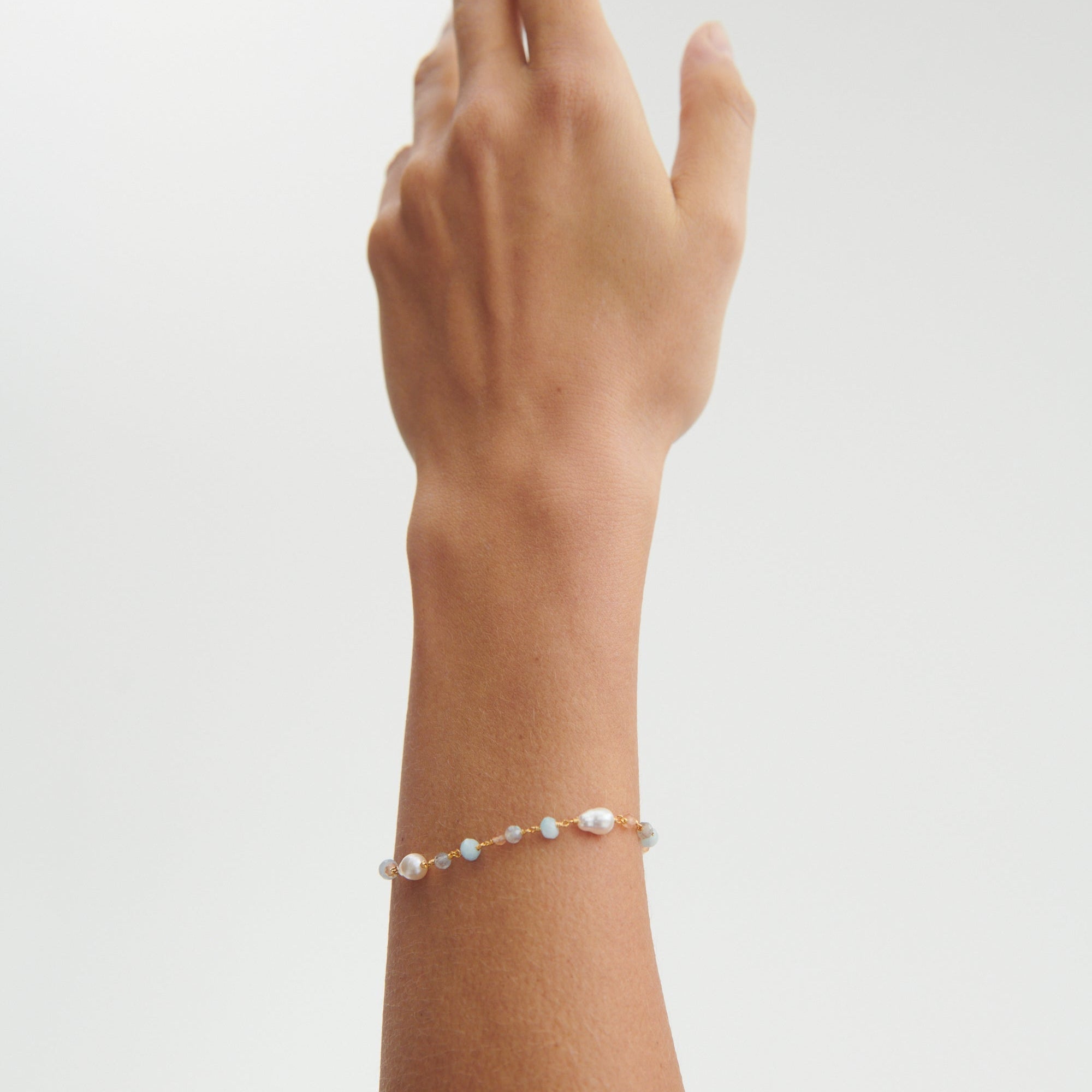 Pernille Corydon Armband Mellow Blue, vergoldet