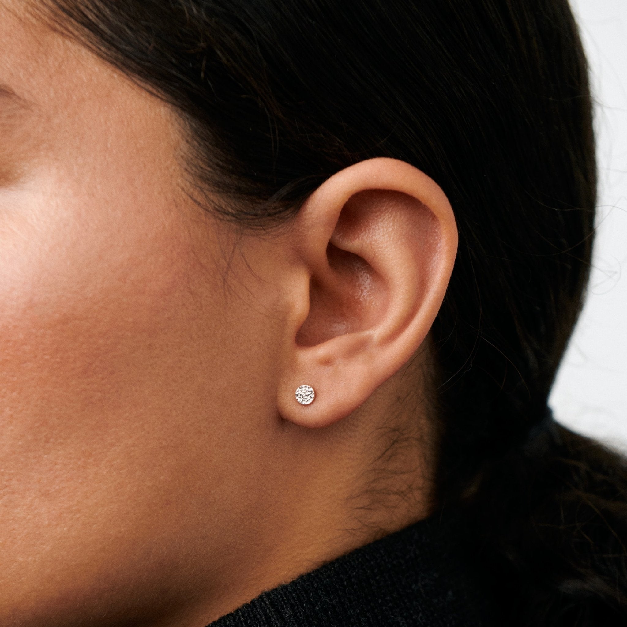 Pernille Corydon Ohrstecker Micro Nature, Silber