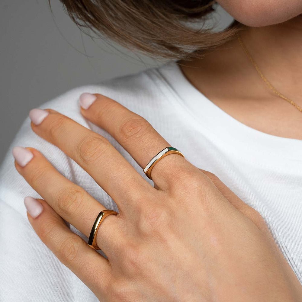 Pukka Berlin Ring Bauhaus Ceramic Square, vergoldet