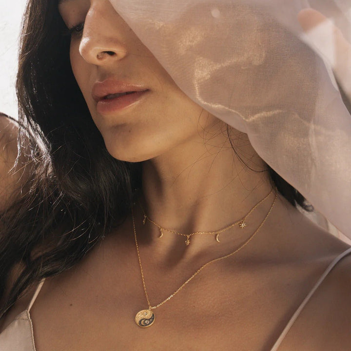 Satya Jewelry Kette Enchanted Journey Celestial Choker, vergoldet