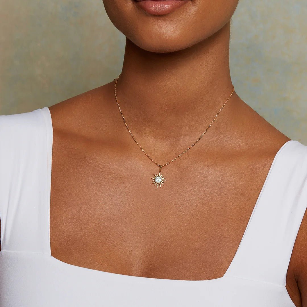 Satya Jewelry Kette North Star Blue Topaz Starburst, vergoldet