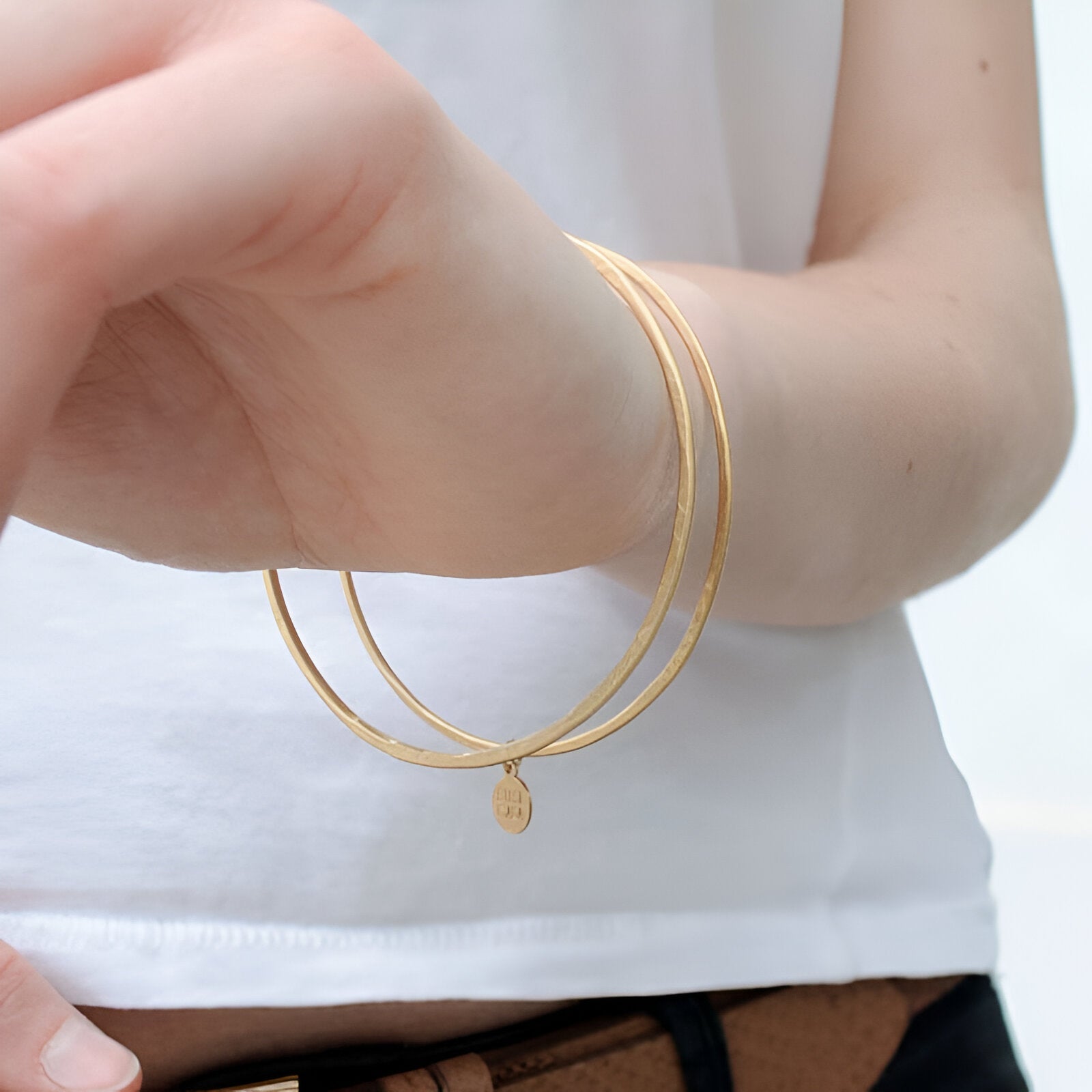 Susi Cala Armreif Twin Double Bangle, vergoldet