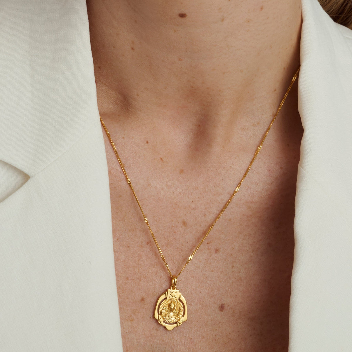Syster P Kette Lucky Coin Athena, vergoldet