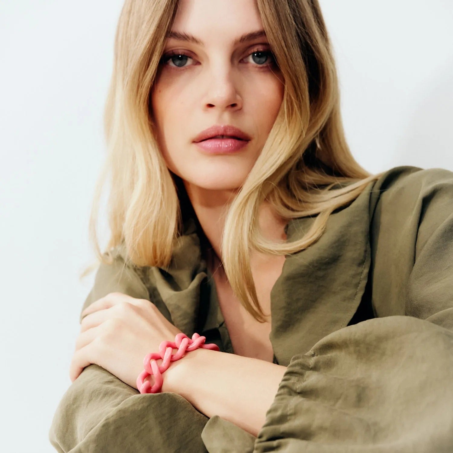 Vanessa Baroni Armband Mini Flat Chain, raspberry, vergoldet