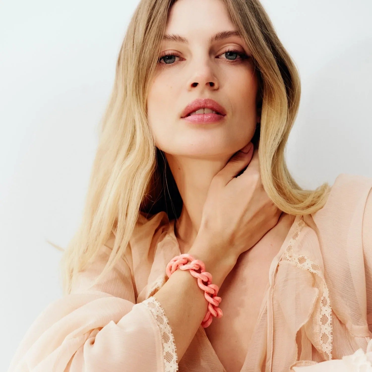 Vanessa Baroni Armband Mini Flat Chain, strawberry icecream, vergoldet