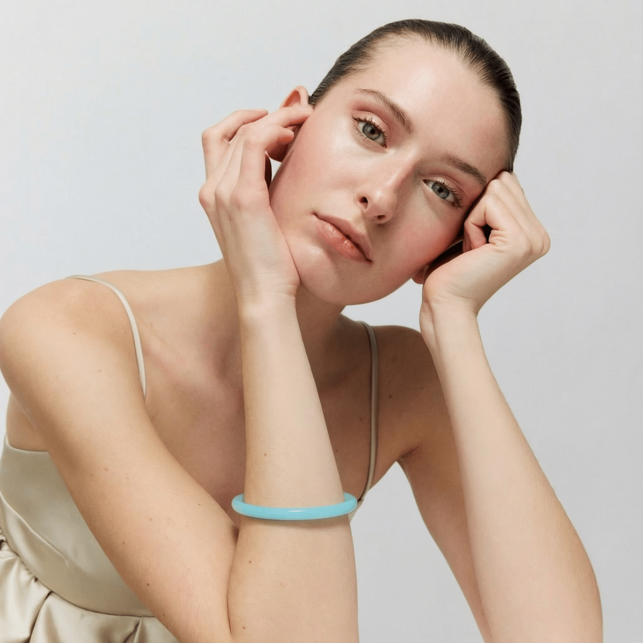 Vanessa Baroni Armreif Aurora, peach sorbet