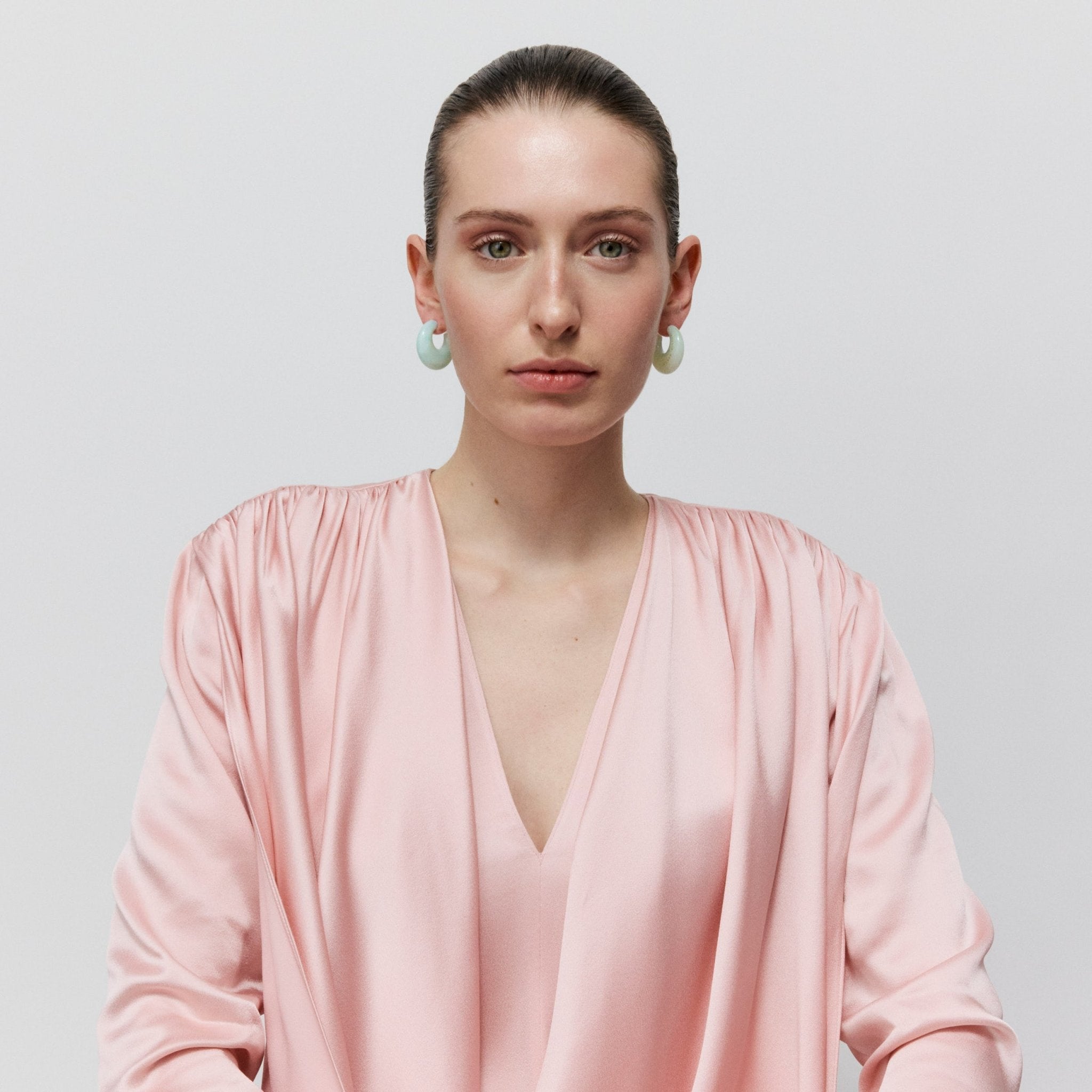 Vanessa Baroni Creolen Moon, cloud marble, vergoldet