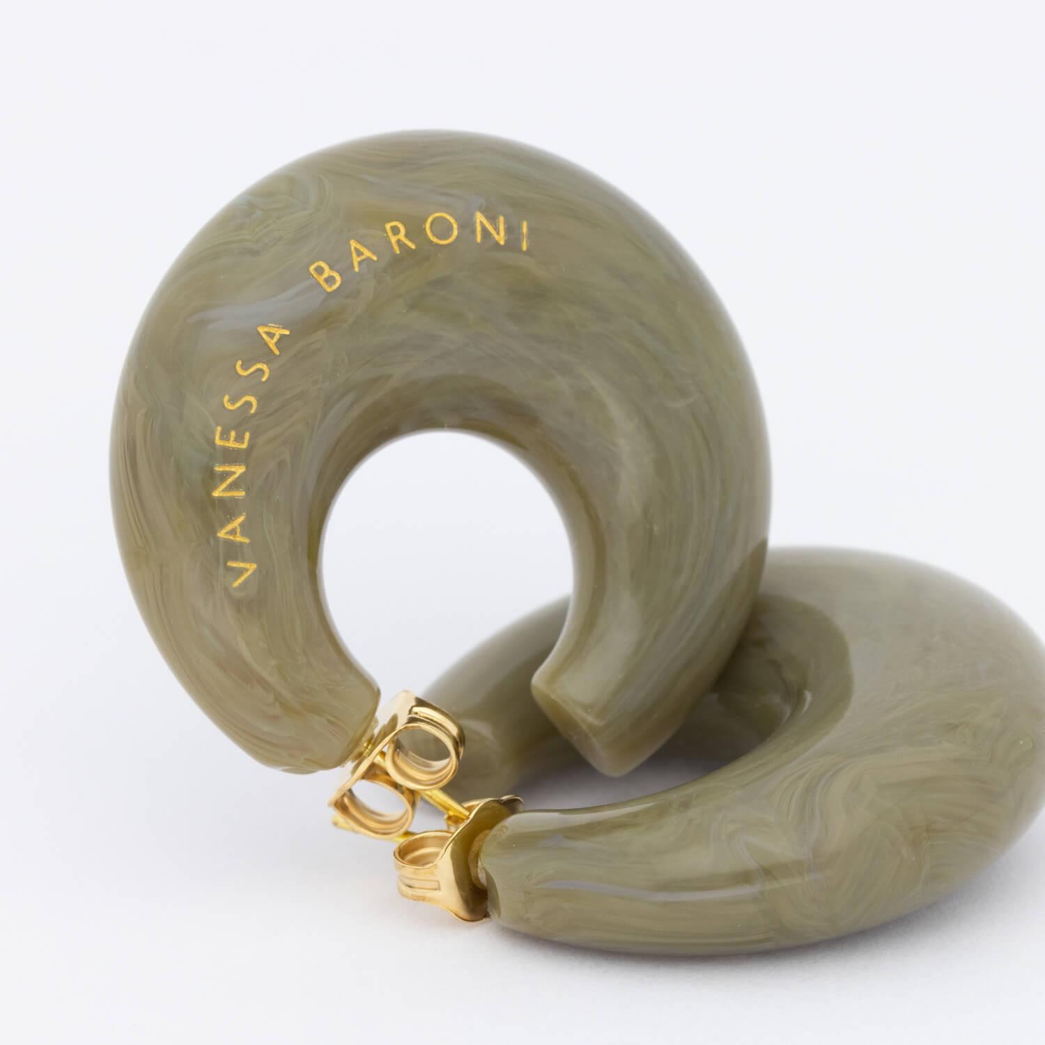 Vanessa Baroni Creolen Moon, light olive marble, vergoldet