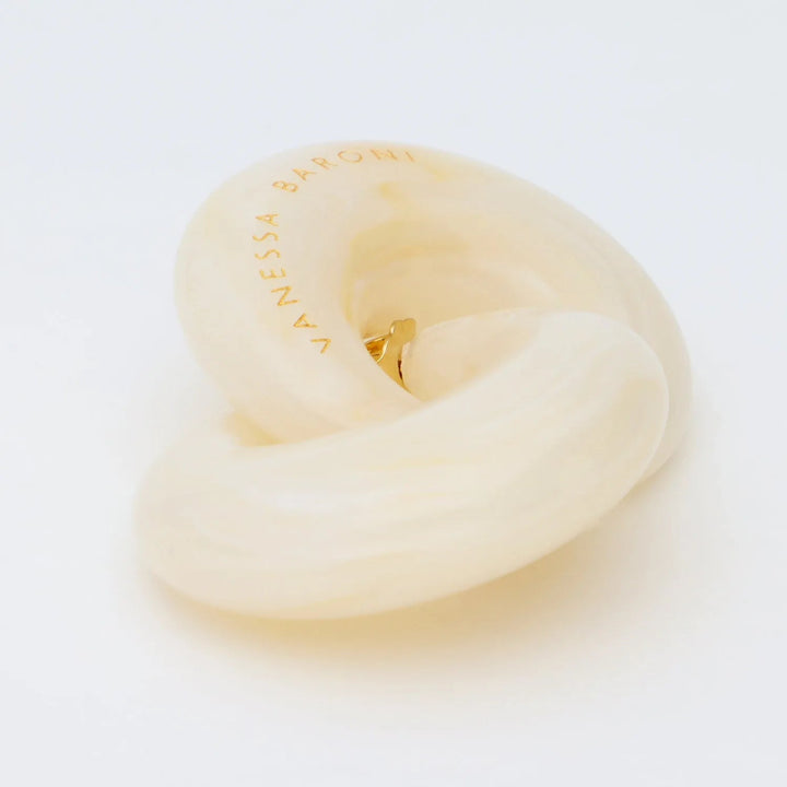 Vanessa Baroni Creolen Moon, pearl marble, vergoldet