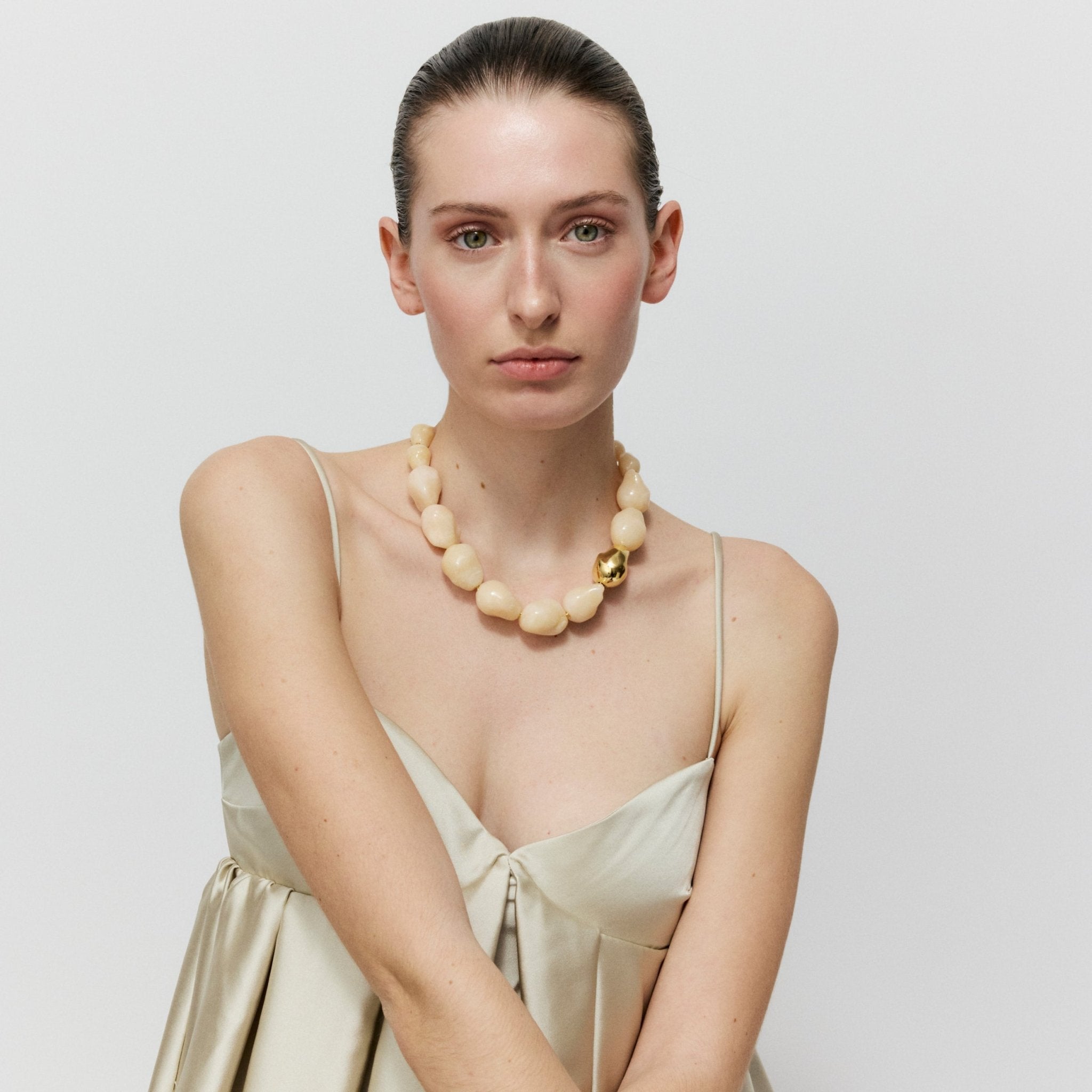 Vanessa Baroni Kette Big Organic Pearl with gold, latte marble, vergoldet
