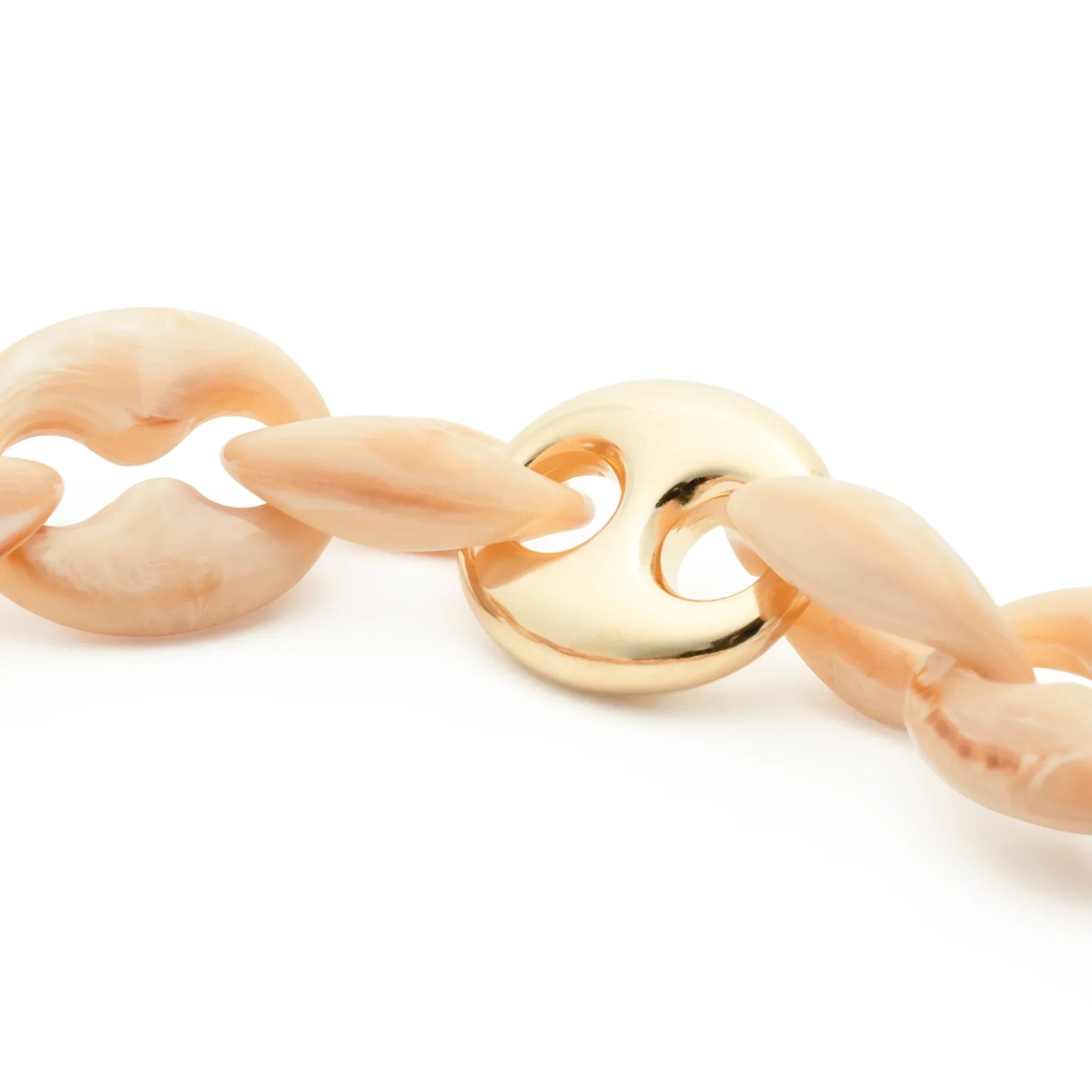 Vanessa Baroni Kette Small Turtle Necklace Short, creme brulee marble, vergoldet