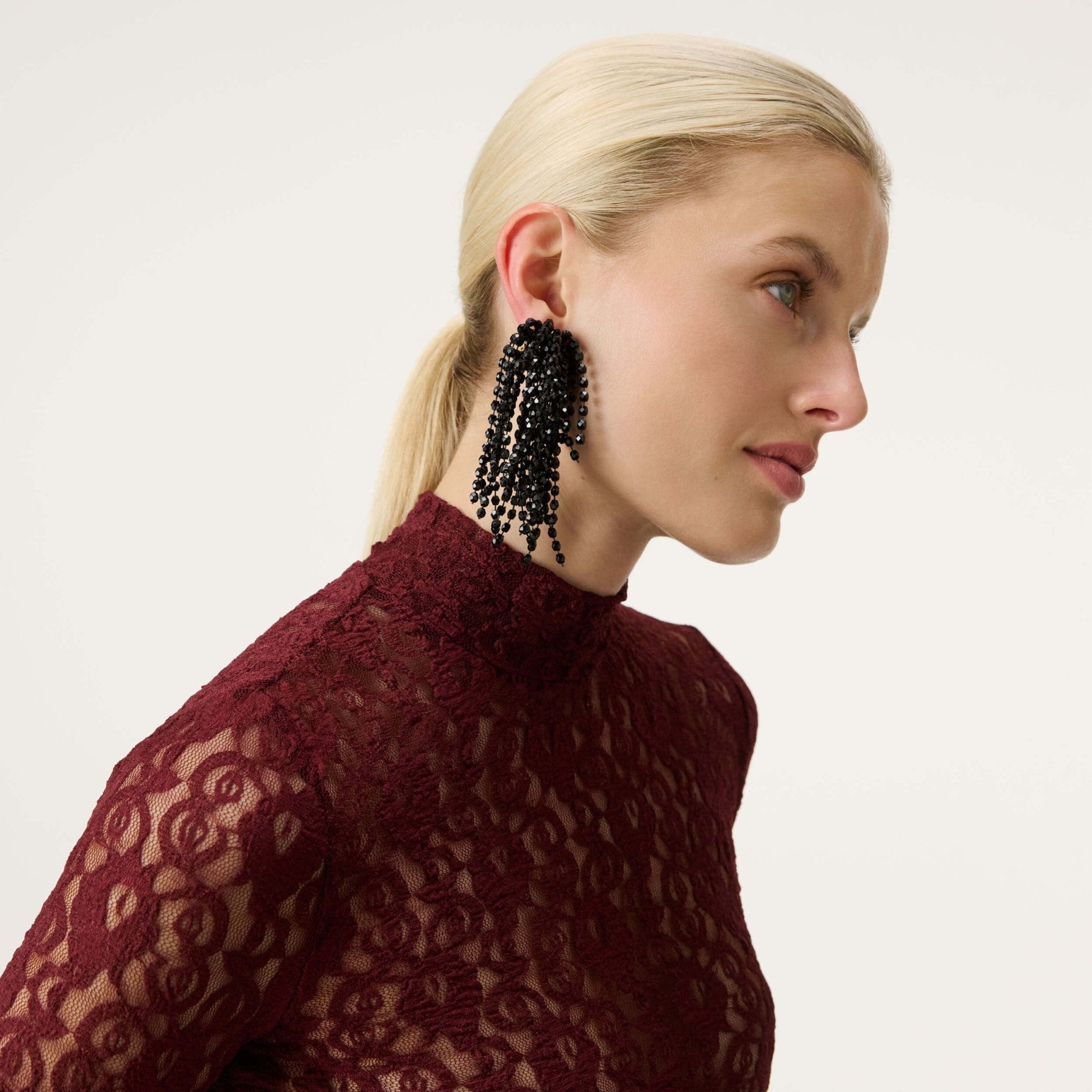 Vanessa Baroni Ohrringe Fringe, black, vergoldet