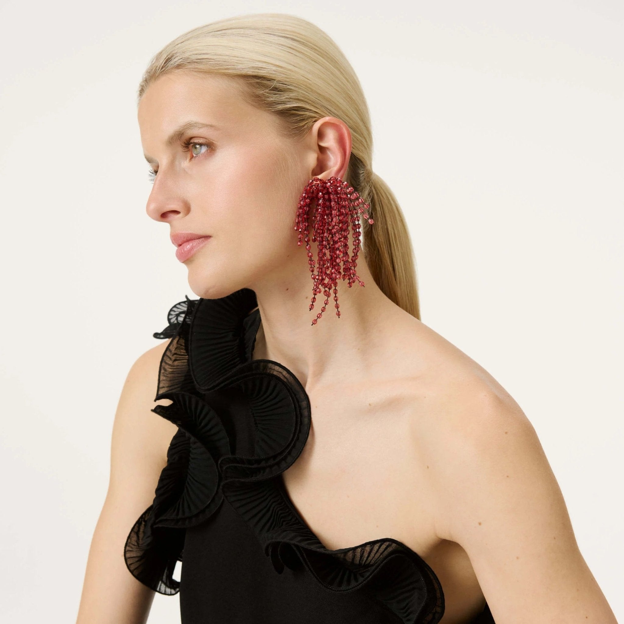 Vanessa Baroni Ohrringe Fringe, bordeaux, vergoldet