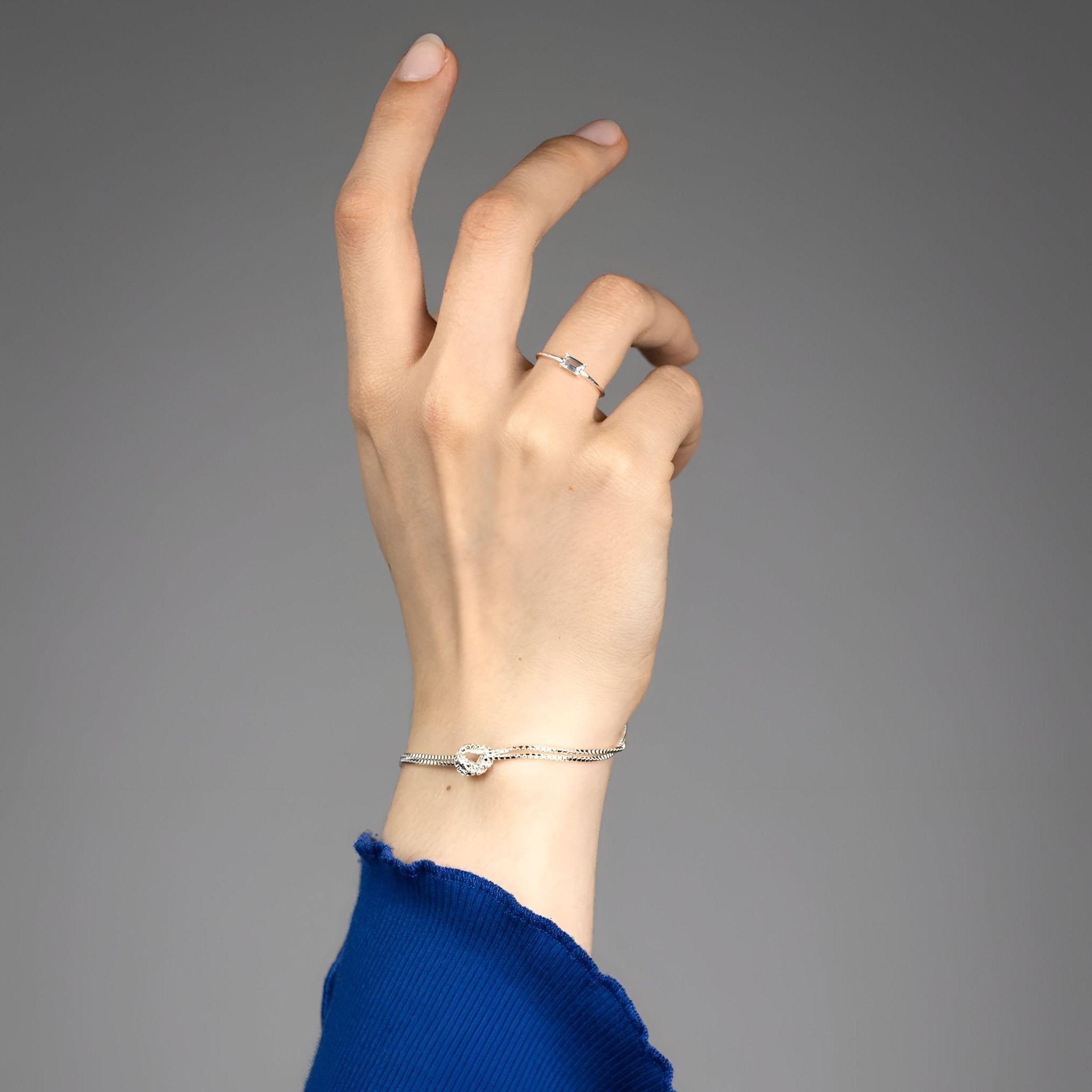 yours.Jewelry Ring Savoy Ceremony, blissful blue, Silber