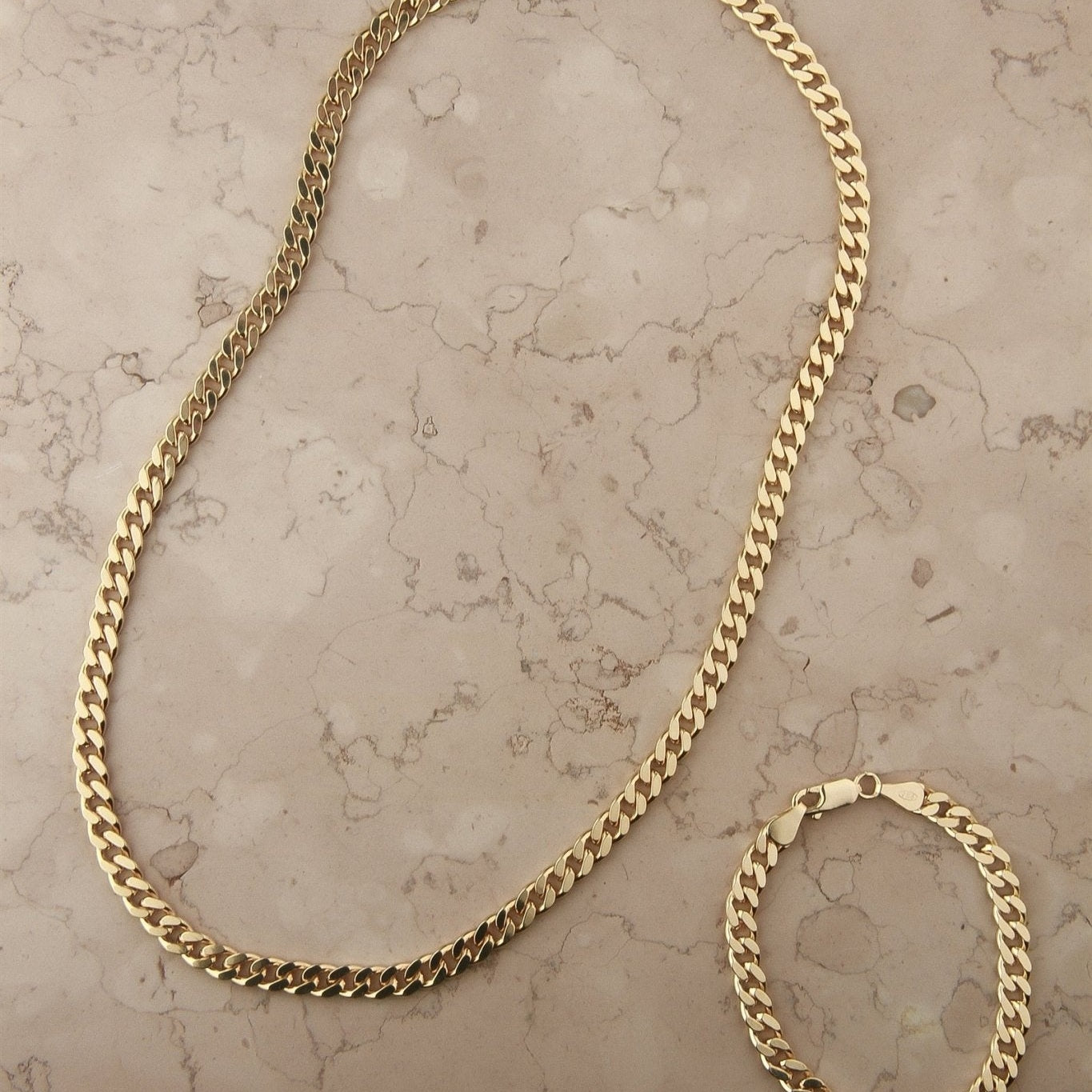 Jeberg Jewellery Armband Saga 5 mm Panzer, vergoldet