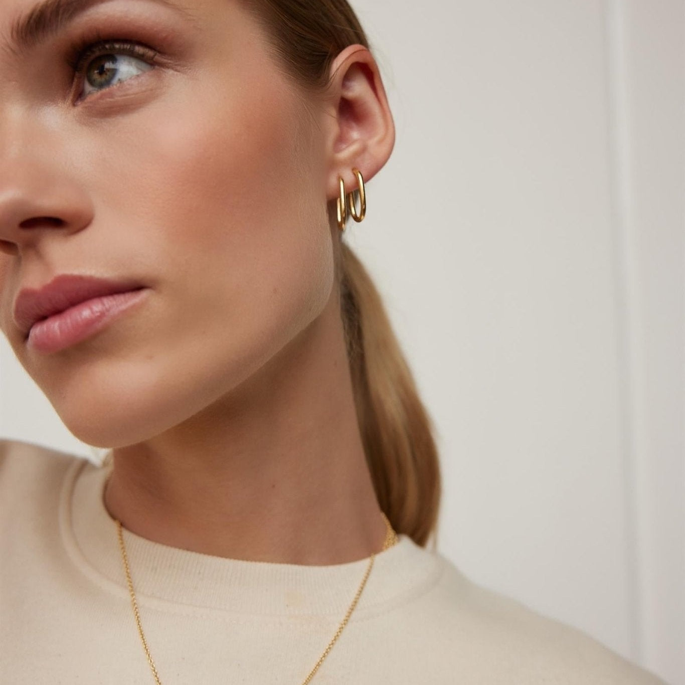 Jeberg Jewellery Ohrringe Oval Hoop, vergoldet