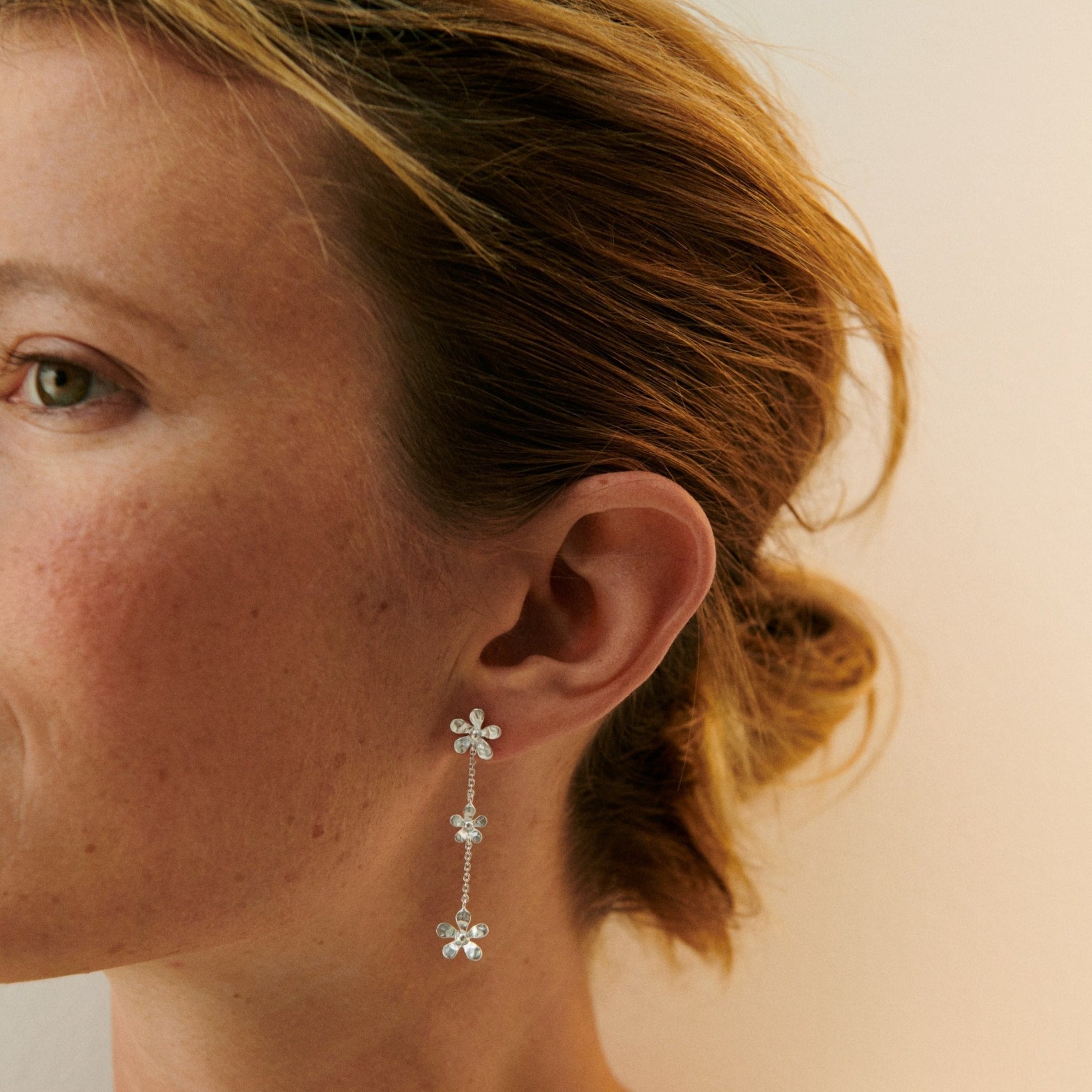 Pernille Corydon Ohrringe Wild Poppy, Silber