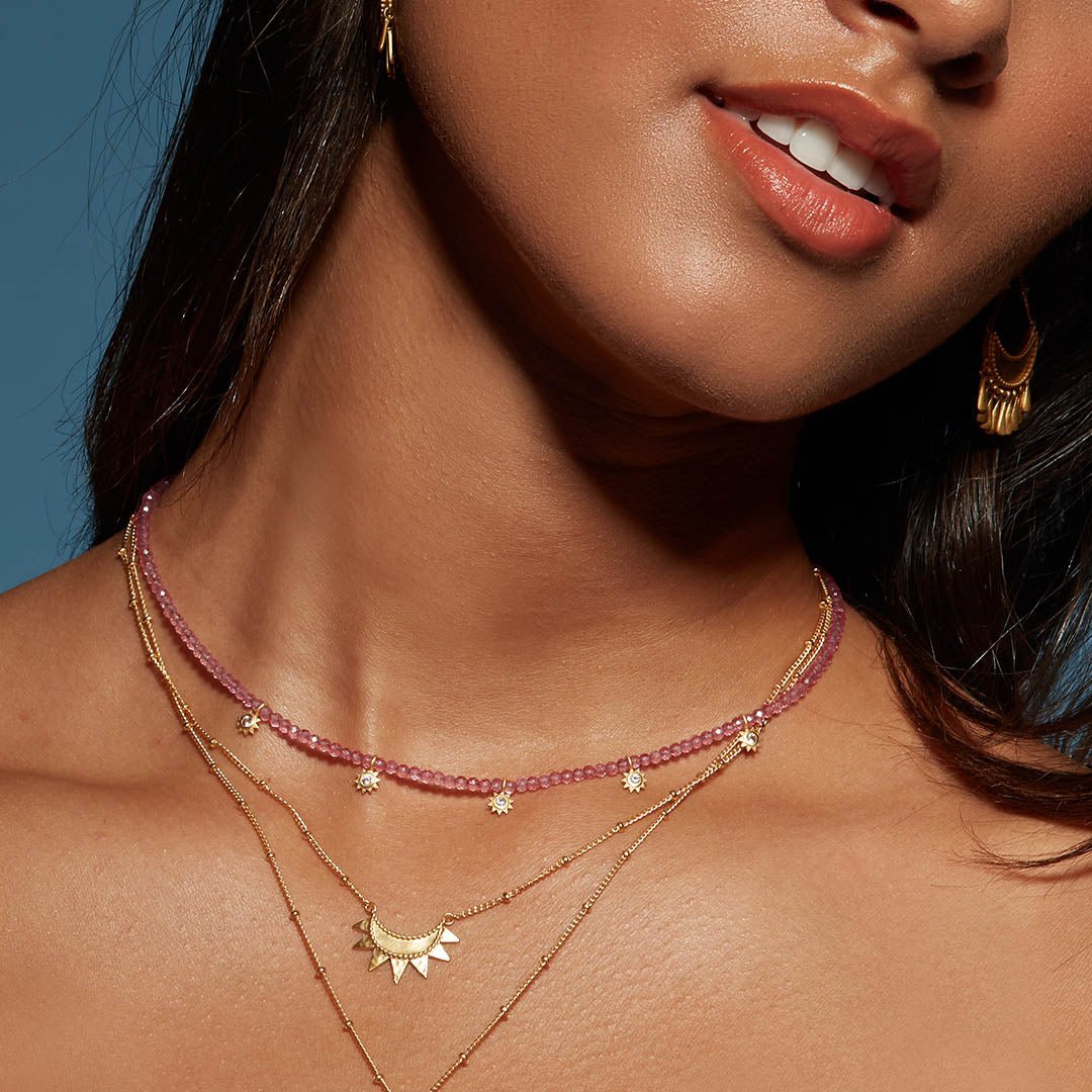 Satya Jewelry Kette Glimmer of Love Pink Topaz Choker, vergoldet