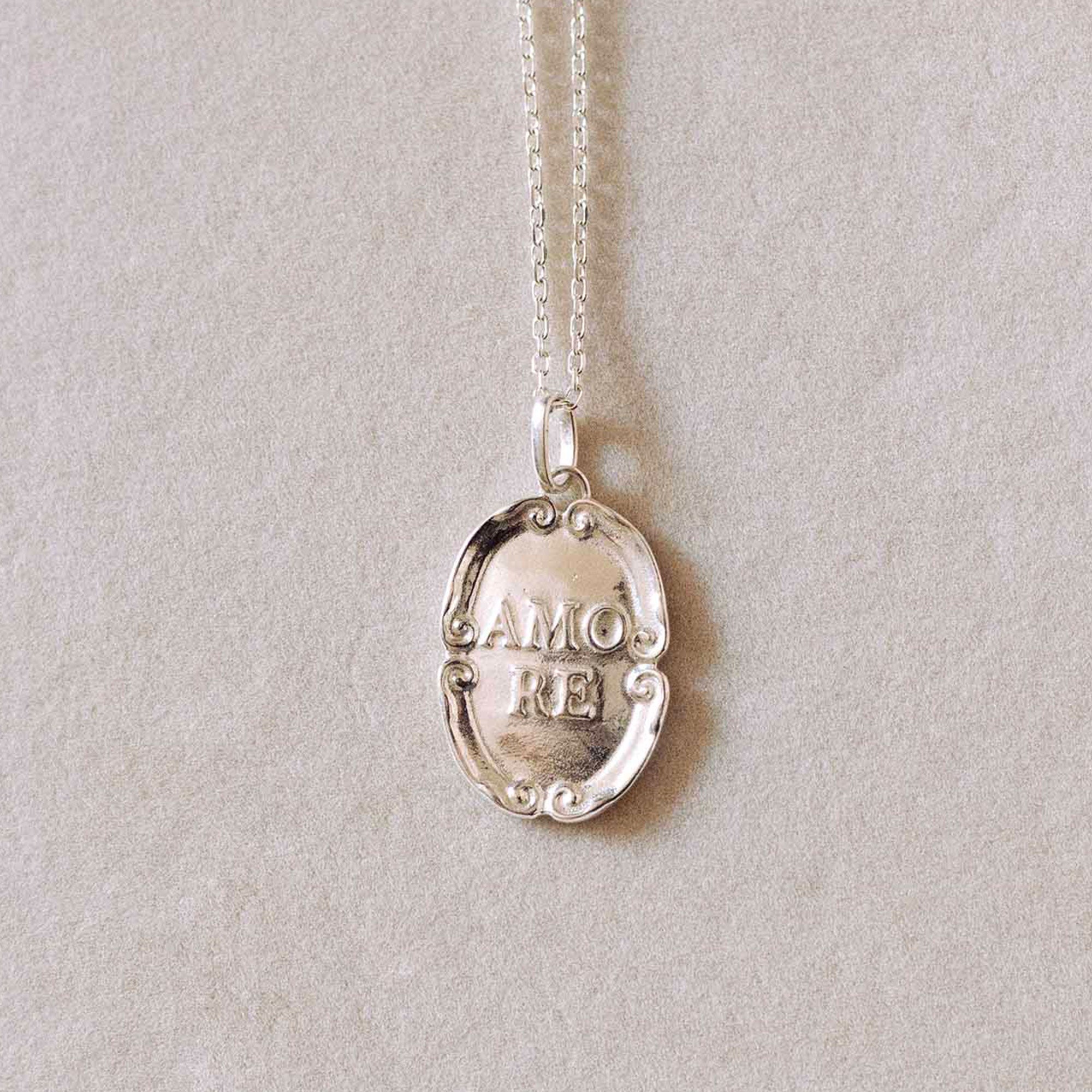 Alhaja Kette Amore, Silber