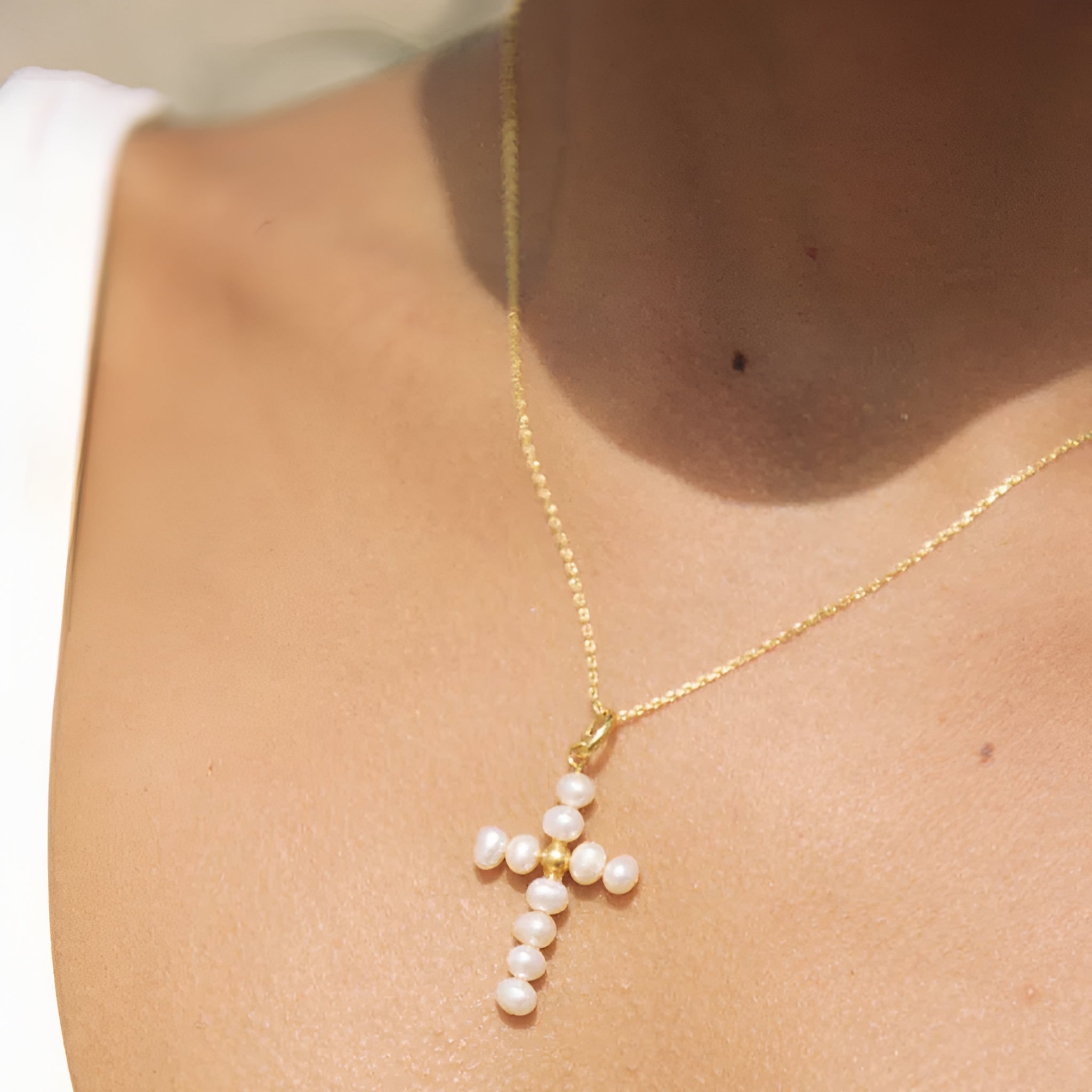 Alhaja Kette Pearly Cross, vergoldet 44 cm