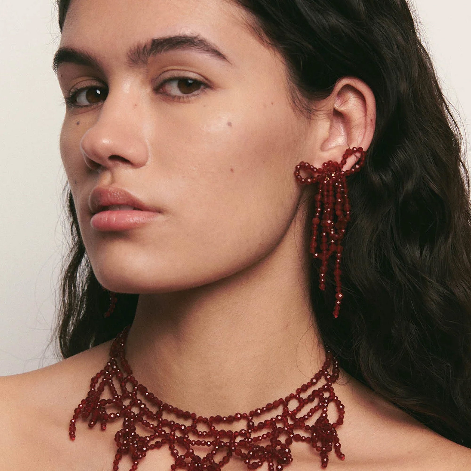 Alhaja Ohrringe Isis, rot, vergoldet