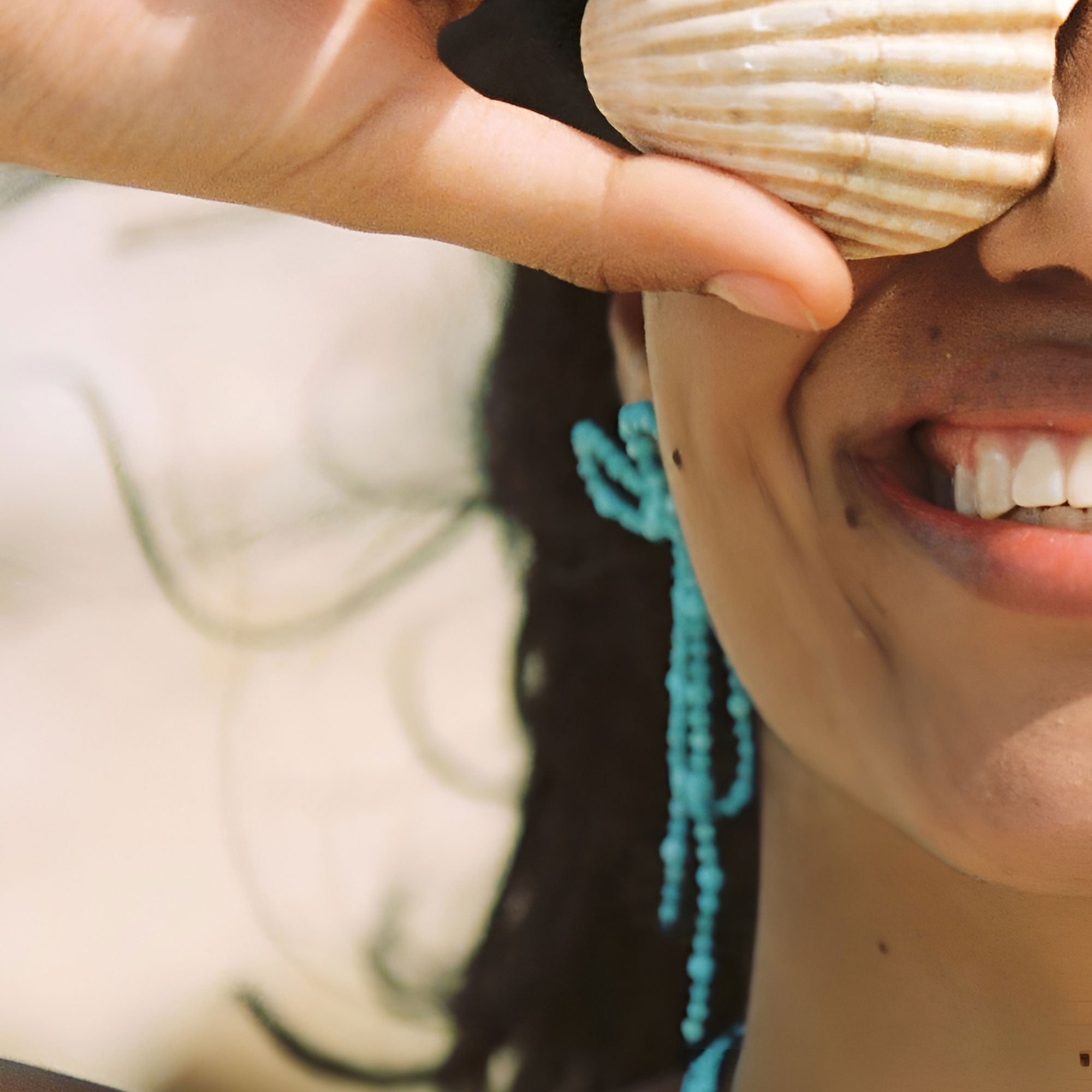 Alhaja Ohrringe Isis, türkis, vergoldet