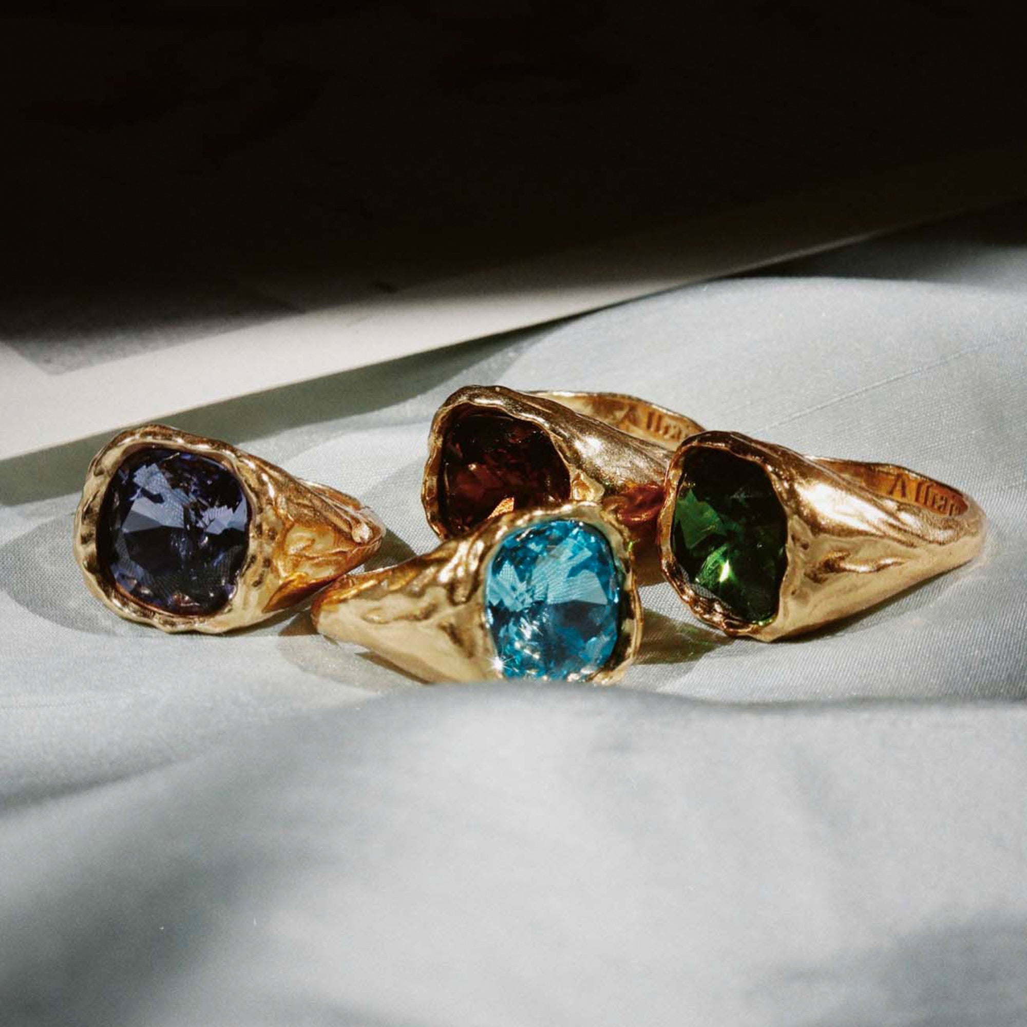 Alhaja Ring Amalfi, lila, vergoldet