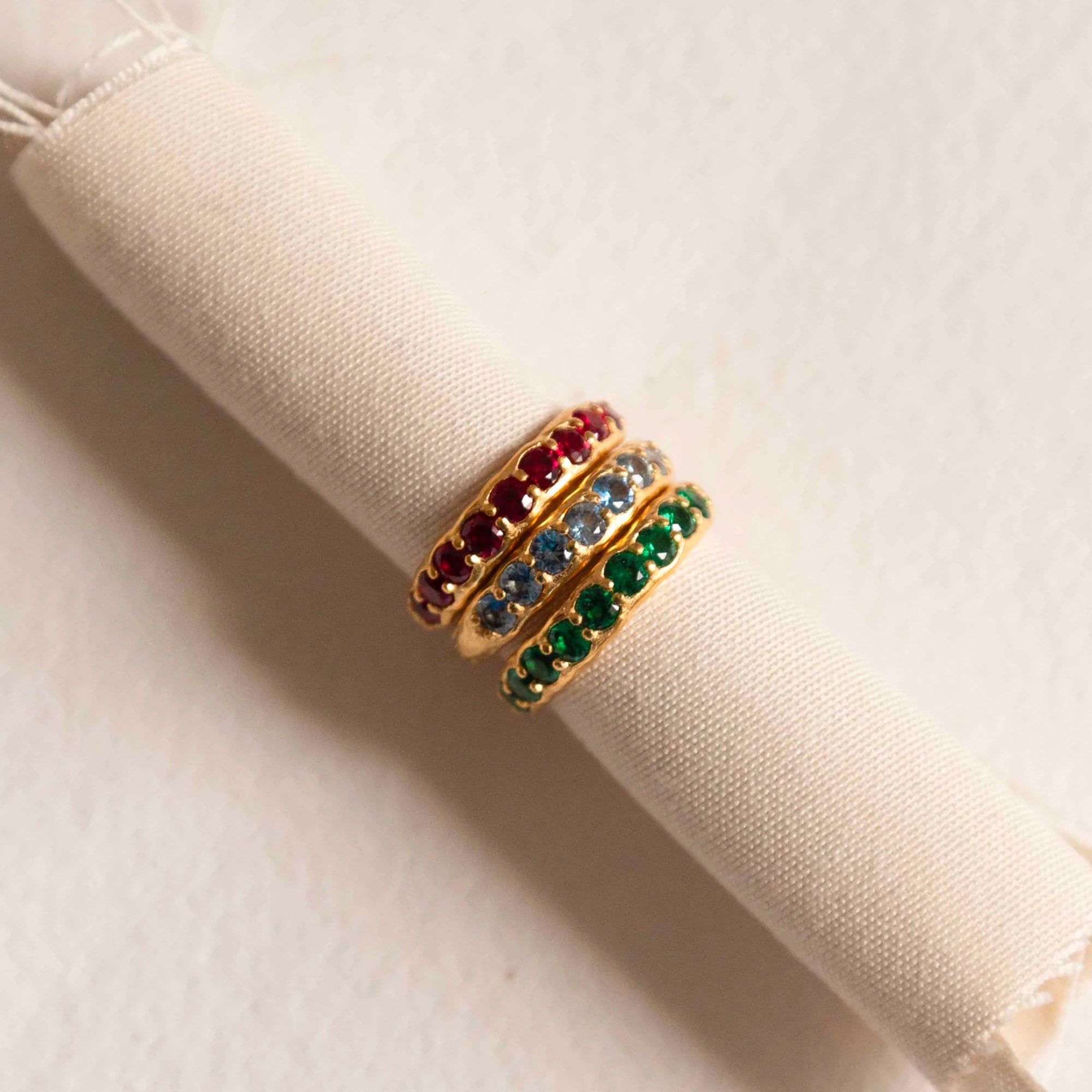 Alhaja Ring Dolores Blue, vergoldet