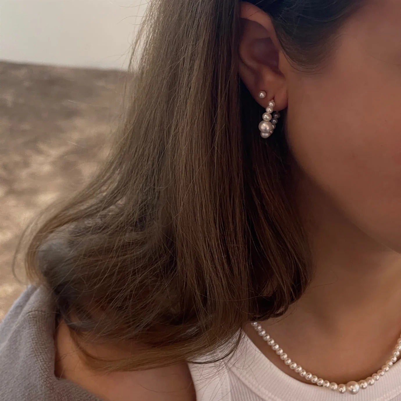 Jeberg Jewellery Creolen Cordelia Pearly Hoop, vergoldet