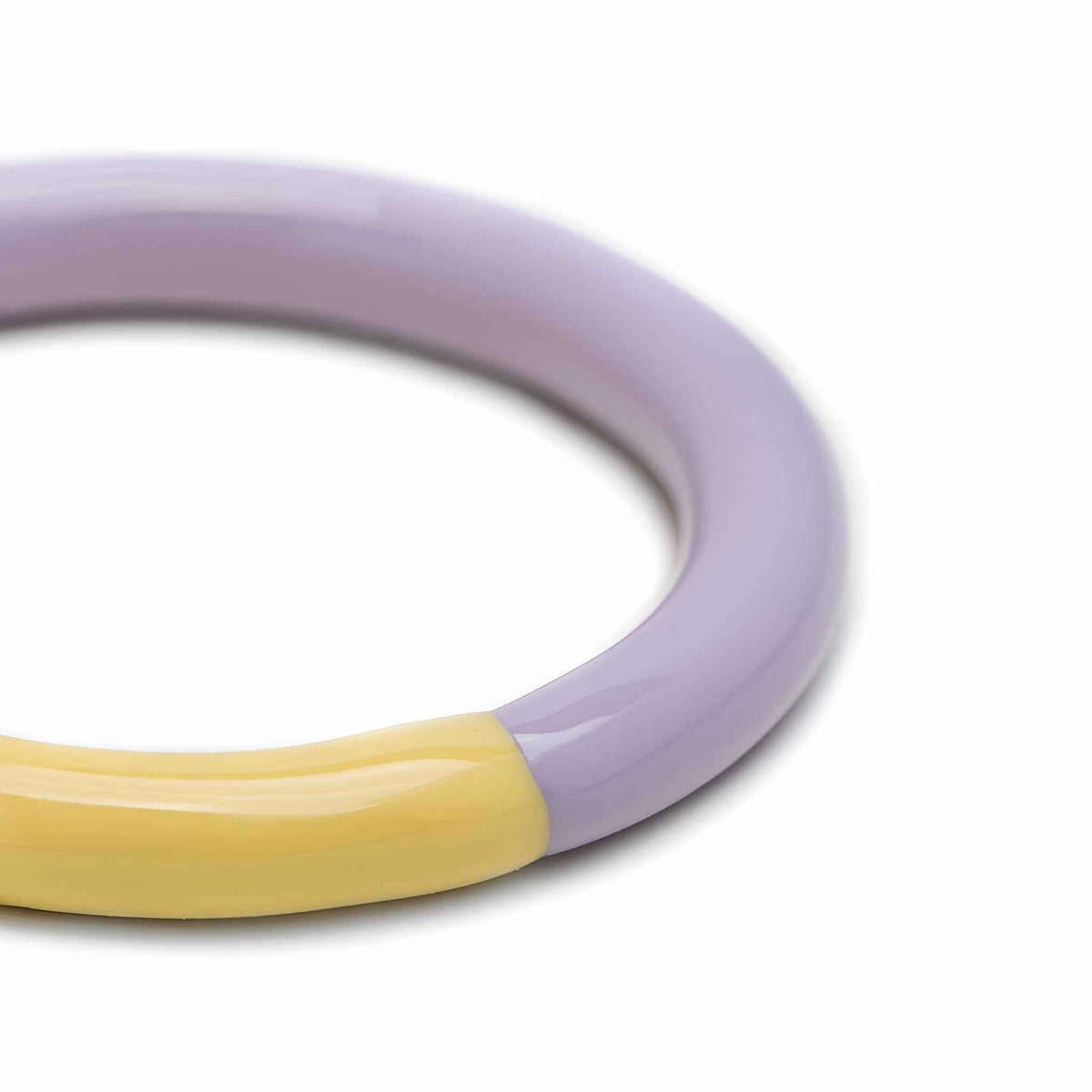#farbe_bright yellow, lavender