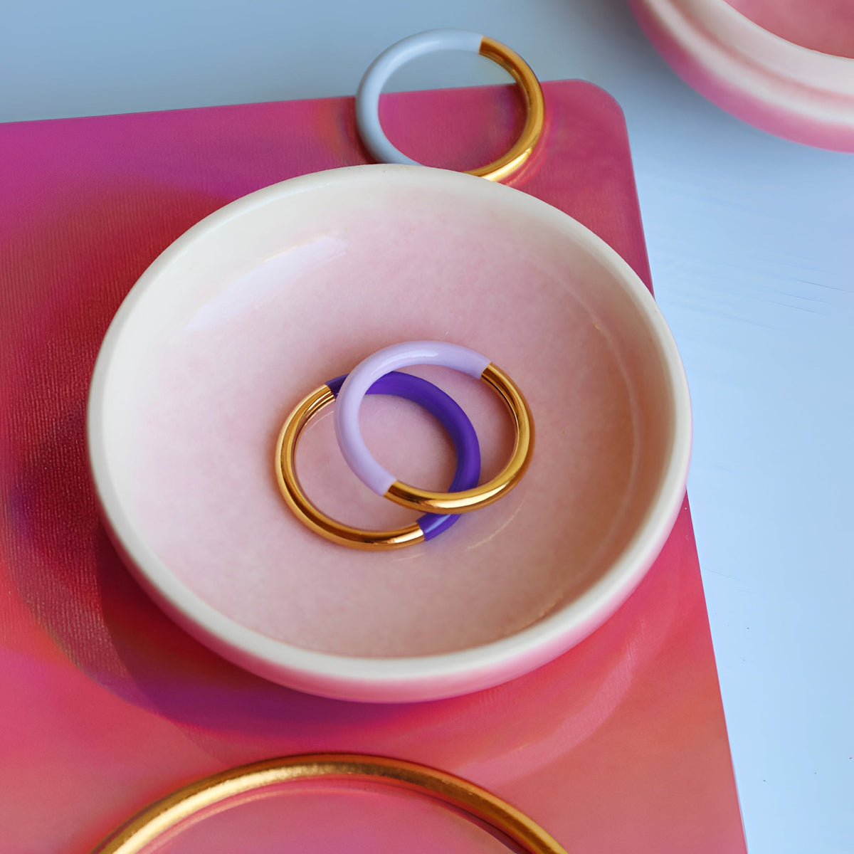 #farbe_gold, purple
