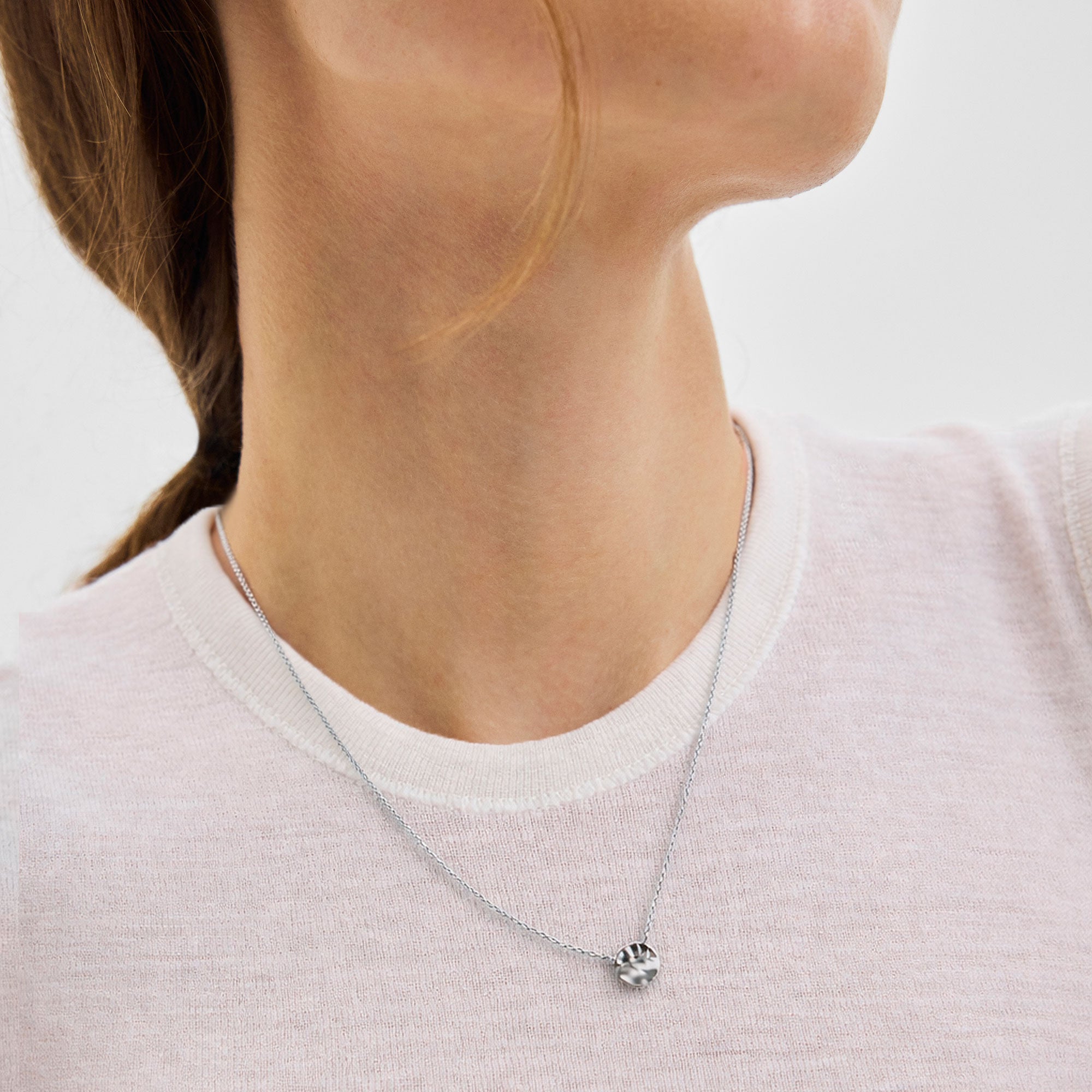 Pernille Corydon Kette Dot, versilbert