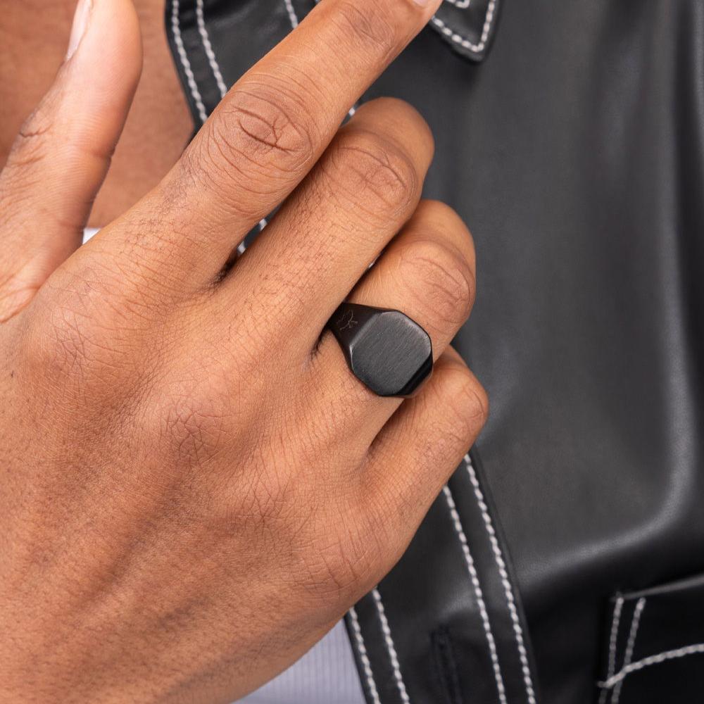 Pig & Hen Ring Signet Classic, Black