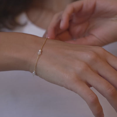 #farbe_white and pearls