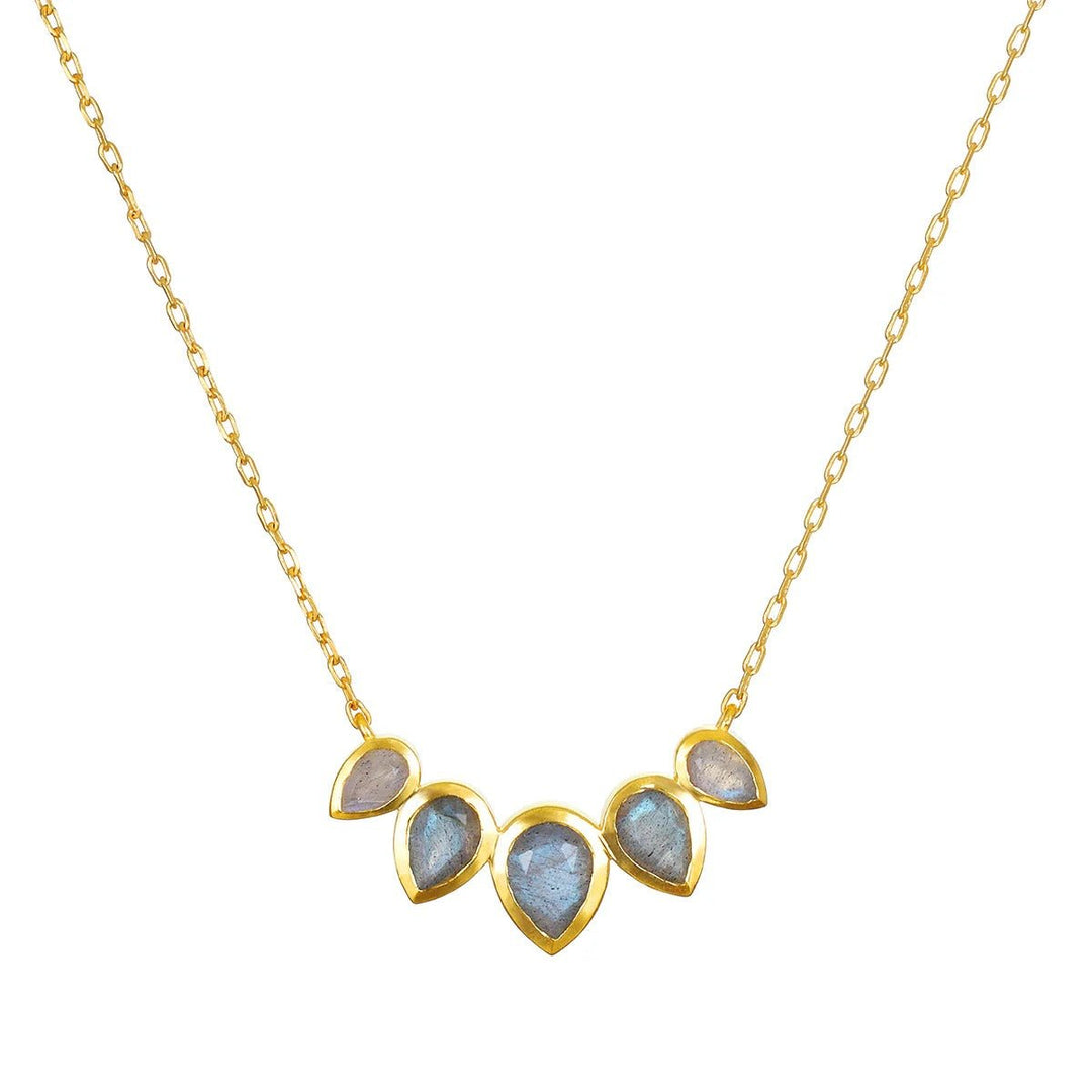 Satya Jewelry Kette Awaken Intuition Labradorite Petal, vergoldet
