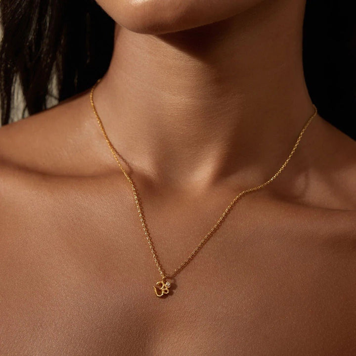 Satya Jewelry Kette Universal Connection White Topaz Om, vergoldet