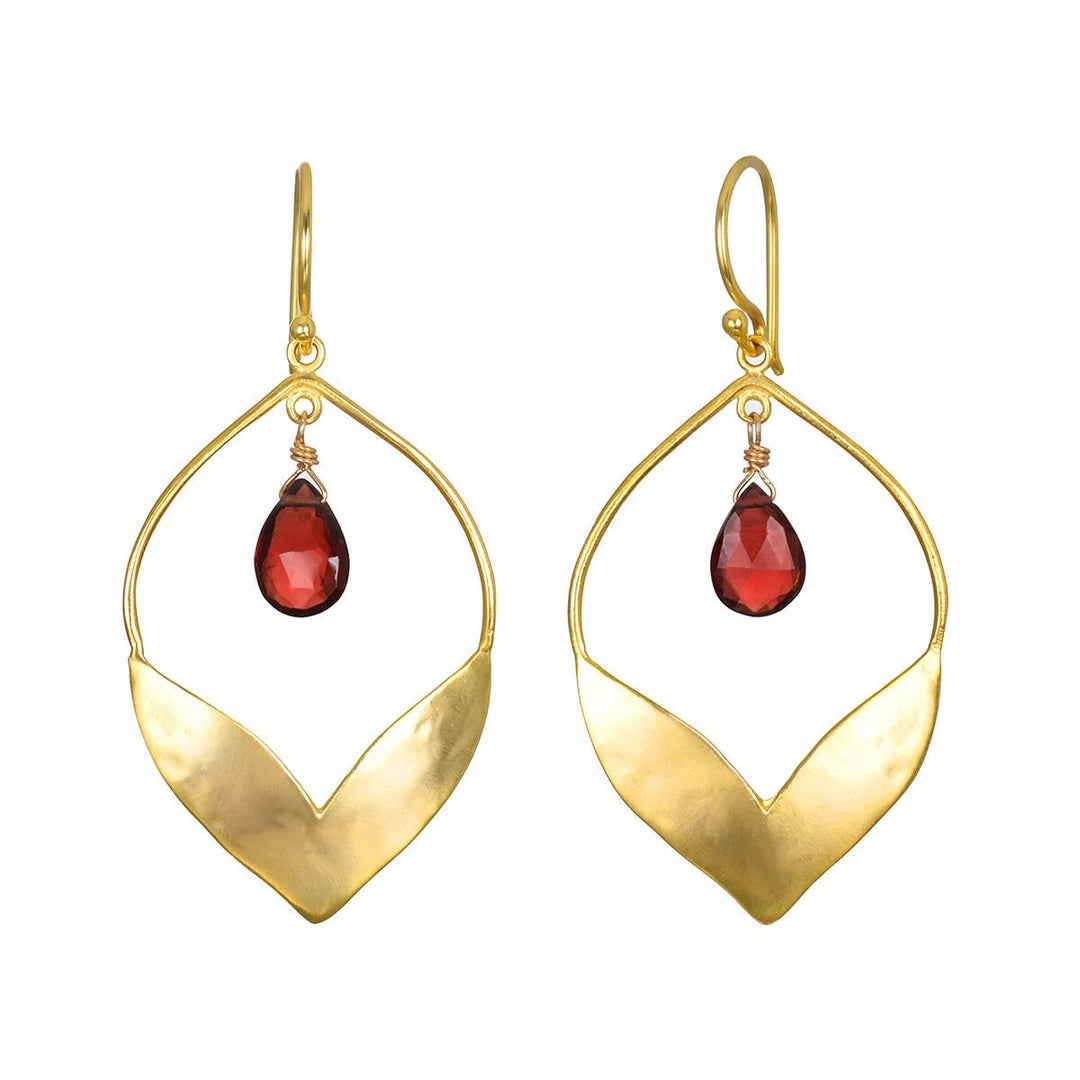 Satya Jewelry Ohrringe Infinite Possibilities Garnet Lotus, vergoldet