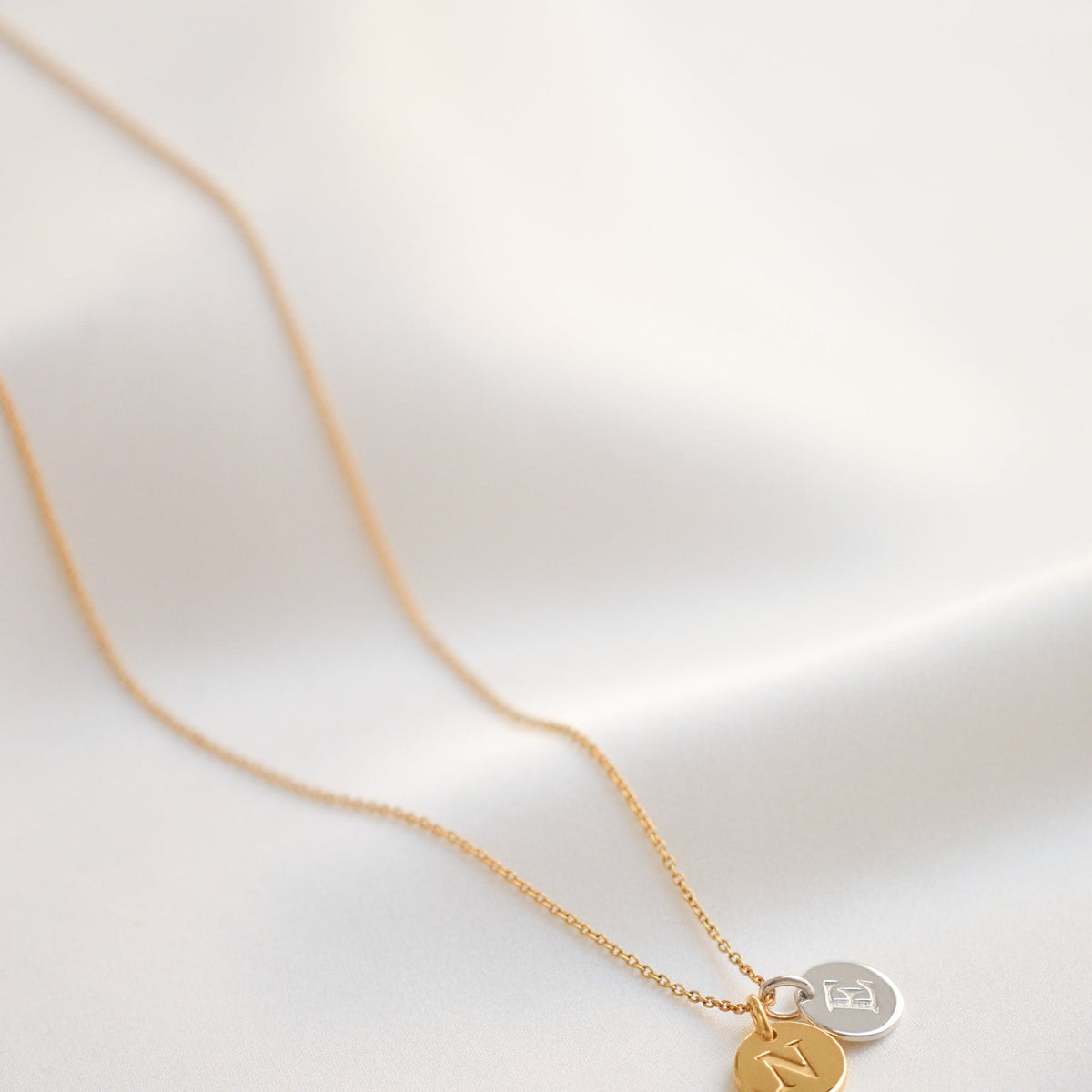 Syster P Kette Beloved Short Oval, vergoldet