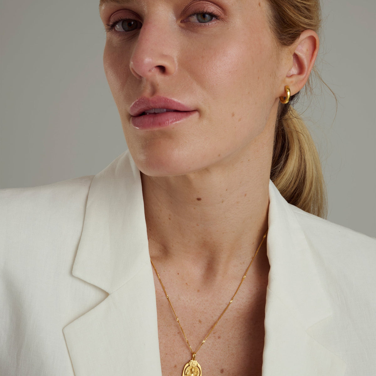 Syster P Kette Lucky Coin Athena, vergoldet