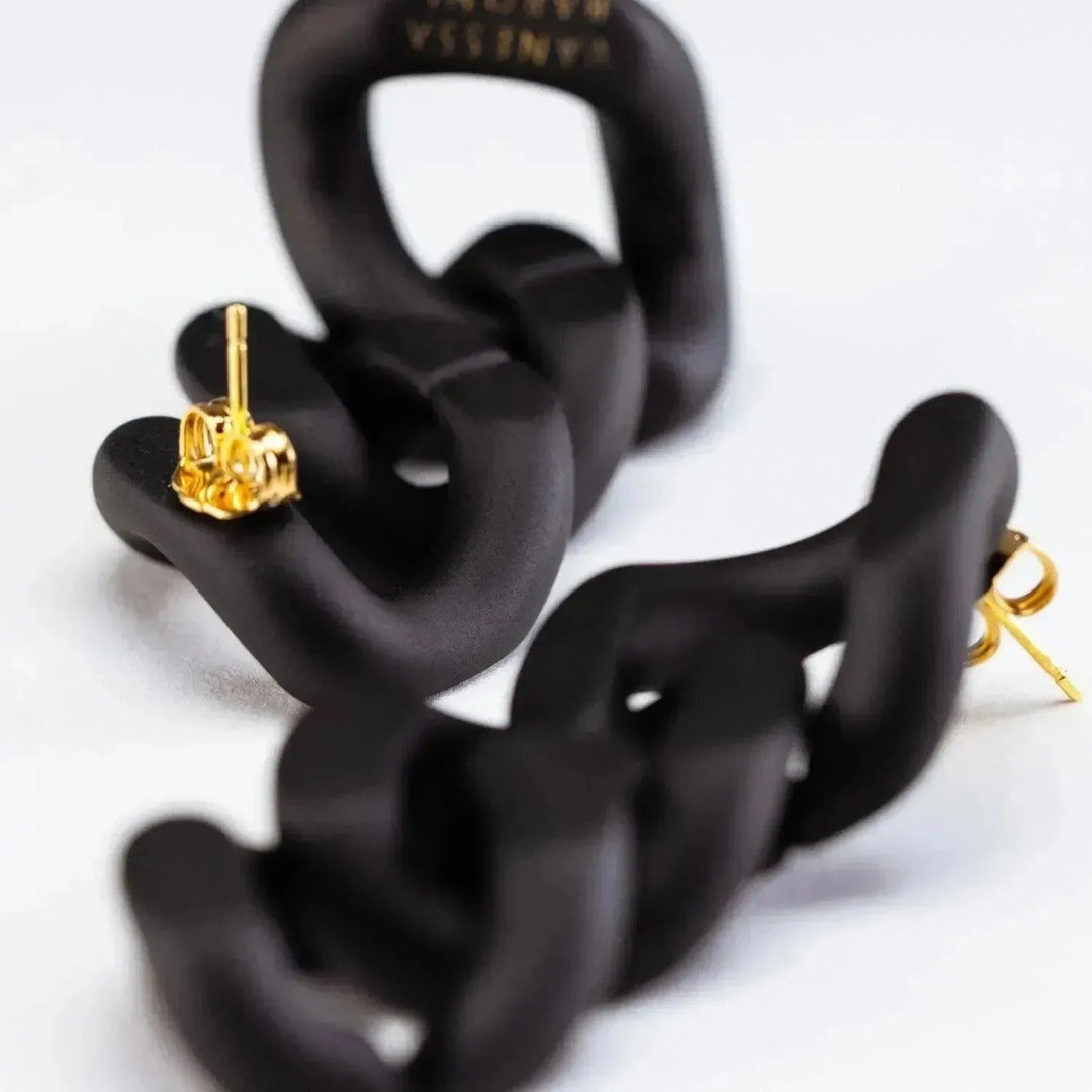 Vanessa Baroni Ohrringe New Flat Chain, matt black, vergoldet