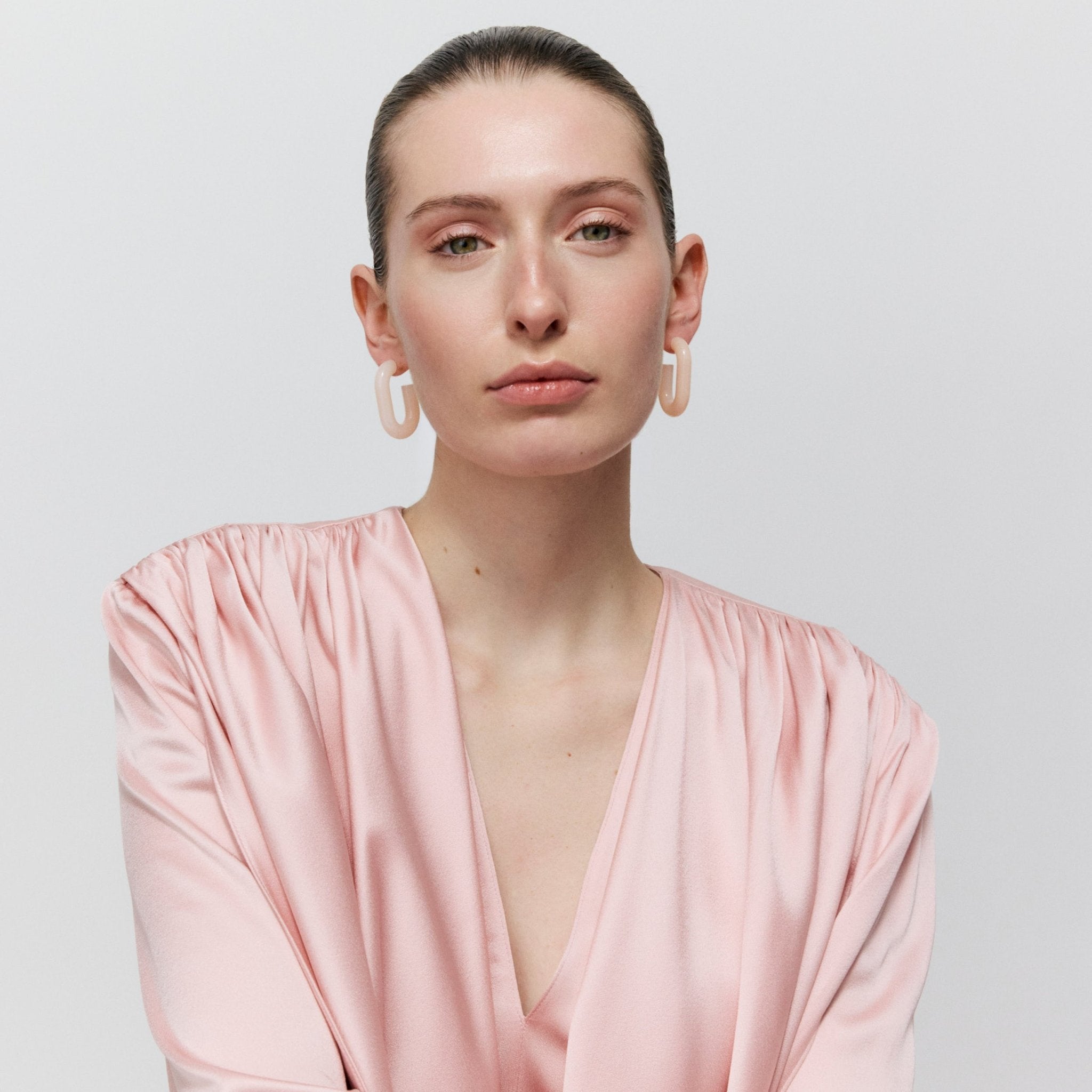 Vanessa Baroni Ohrringe New Oval, peach sorbet, vergoldet