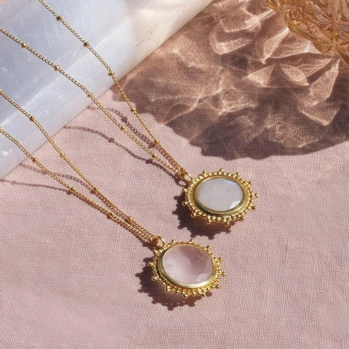 Satya Jewelry Kette Drift Into Daydreams Moonstone, vergoldet