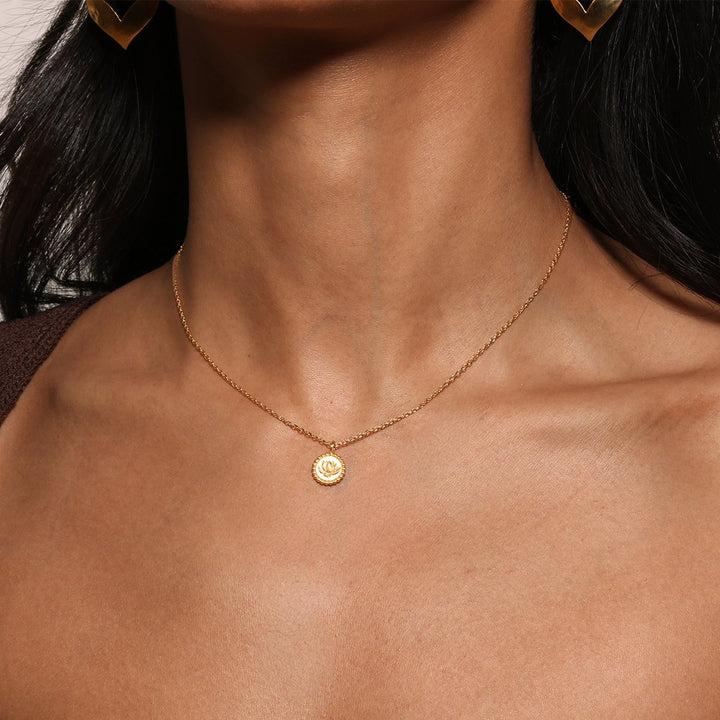 Satya Jewelry Kette Emerging Potential Lotus, vergoldet